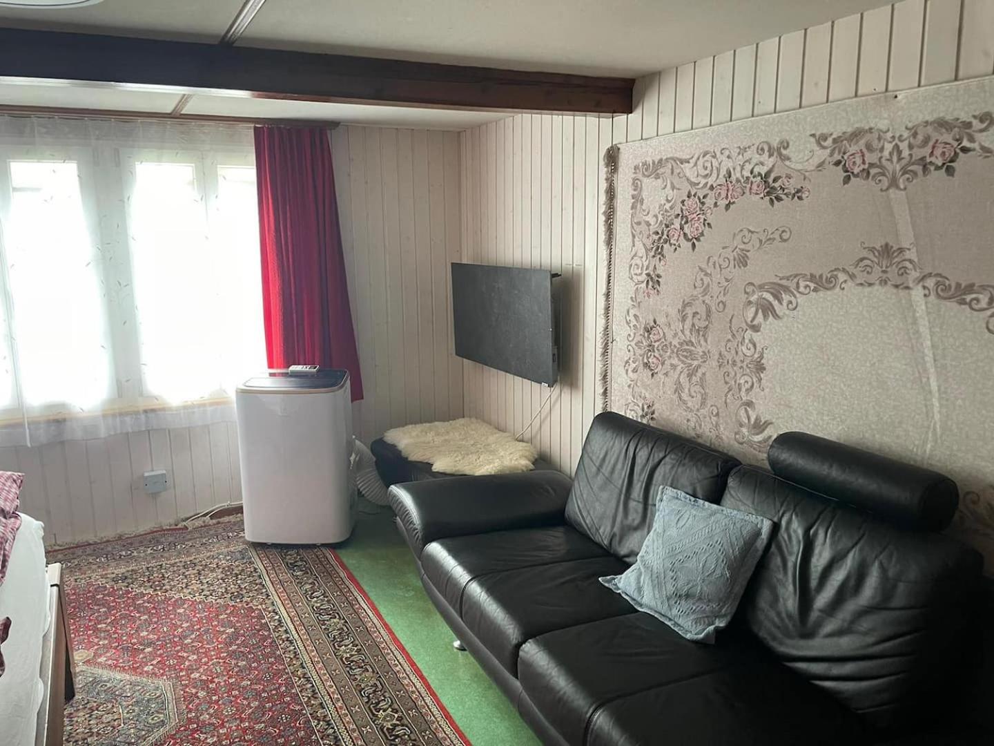 Vintage Apartment by Apartments Capricorn