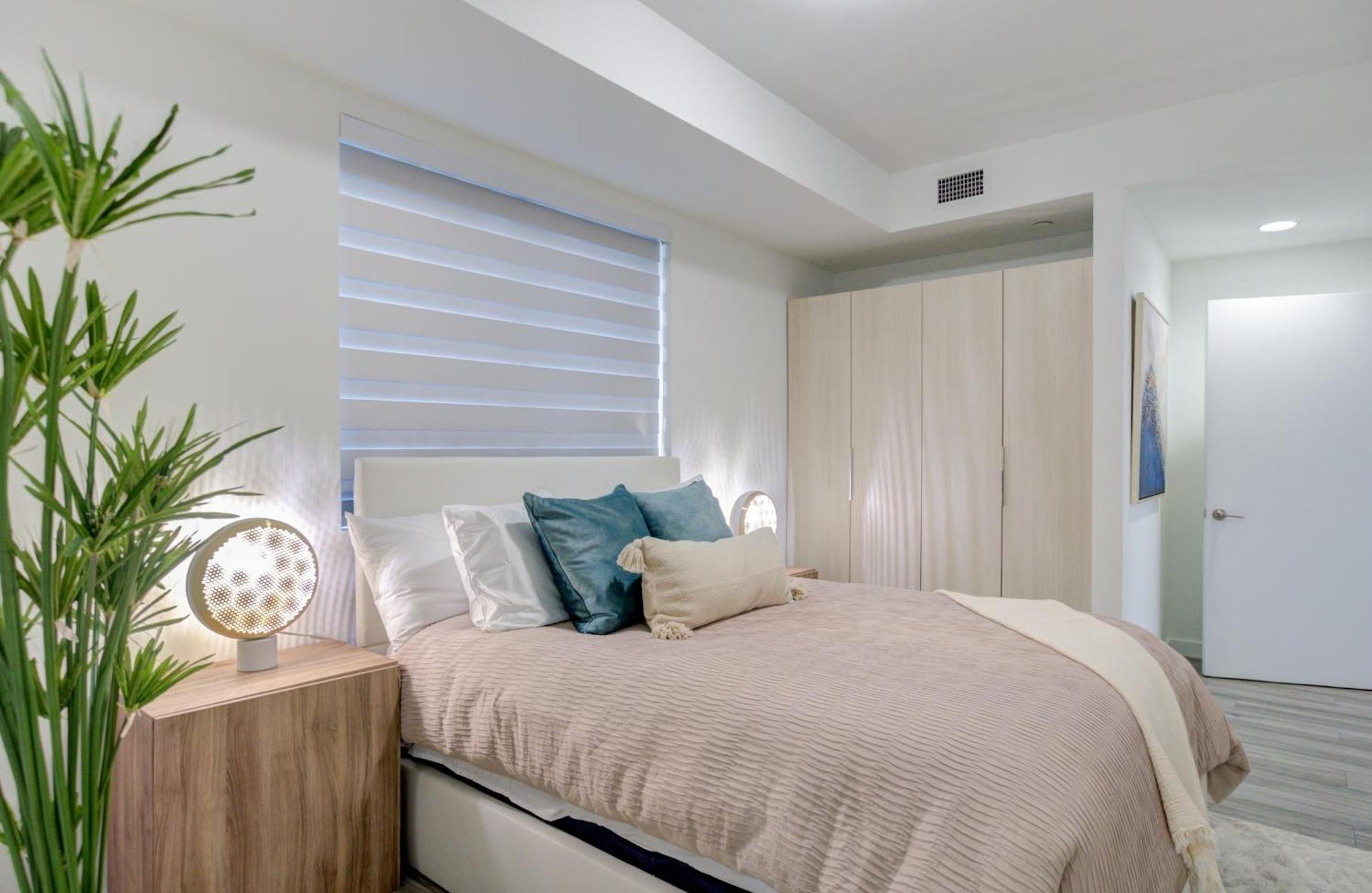 Modern 3BR PH with Rooftop Plunge Pool in Miami