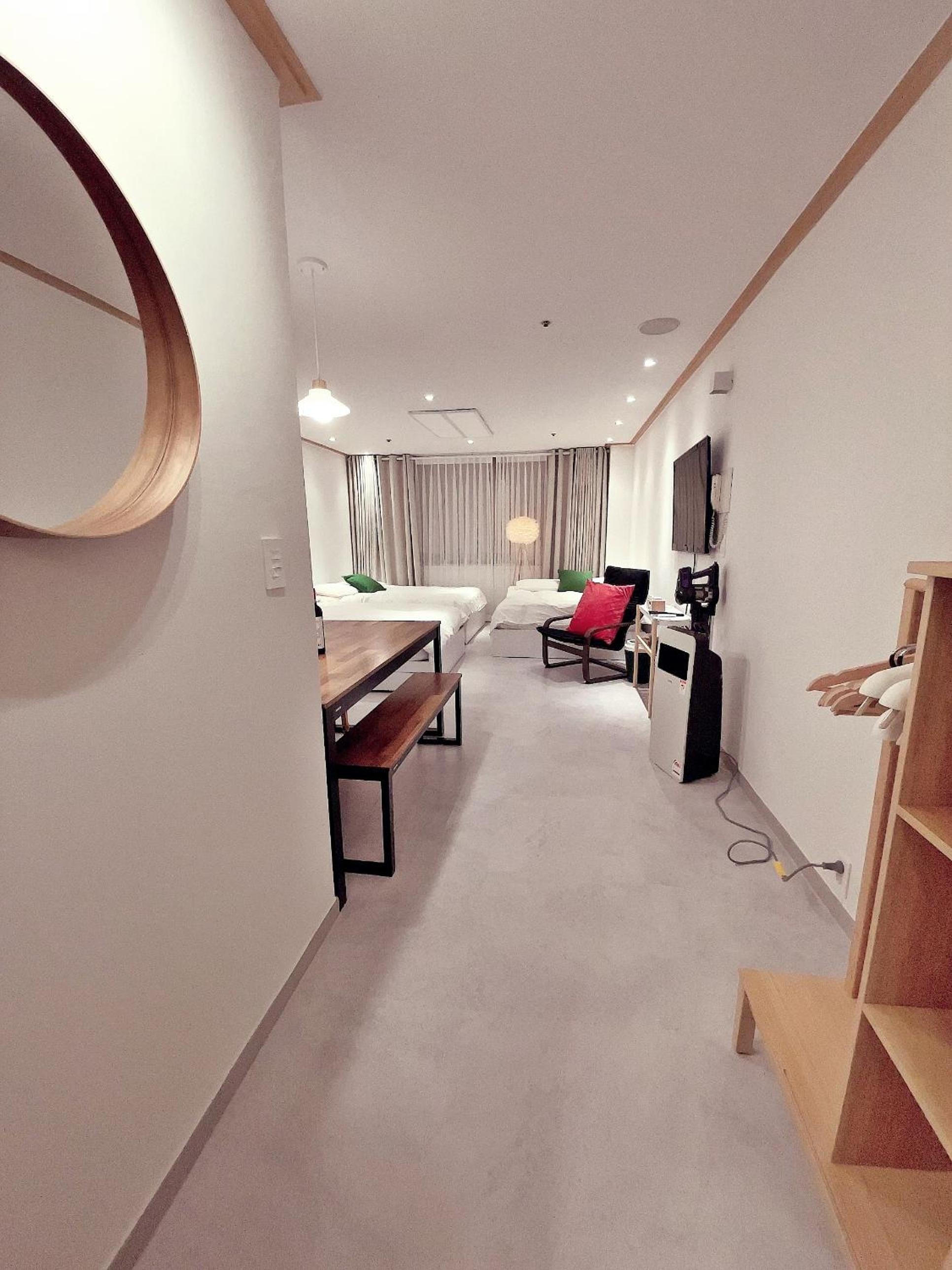hotel room
