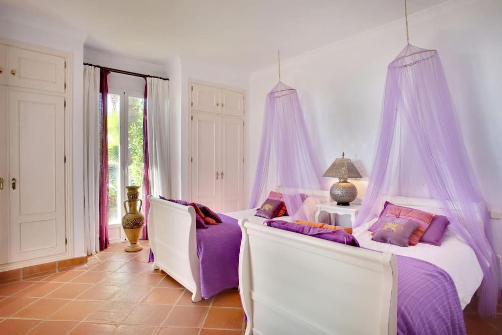 Luxury beach house Costa del sol La Perla de la Bahia view 4