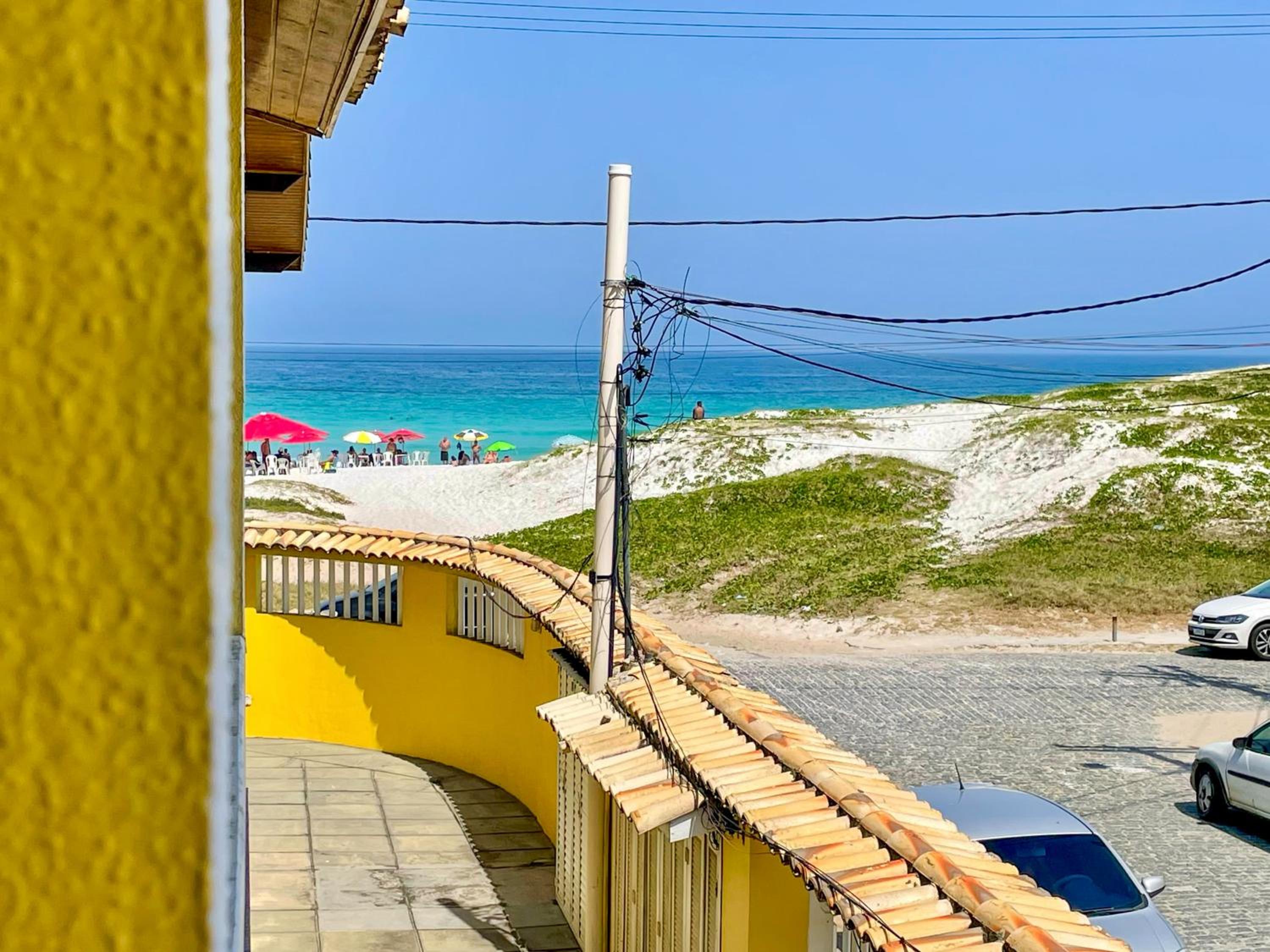 Casa Duplex Praia Das Dunas - Pé na Areia - Alto Padrão - Ar Condicionado