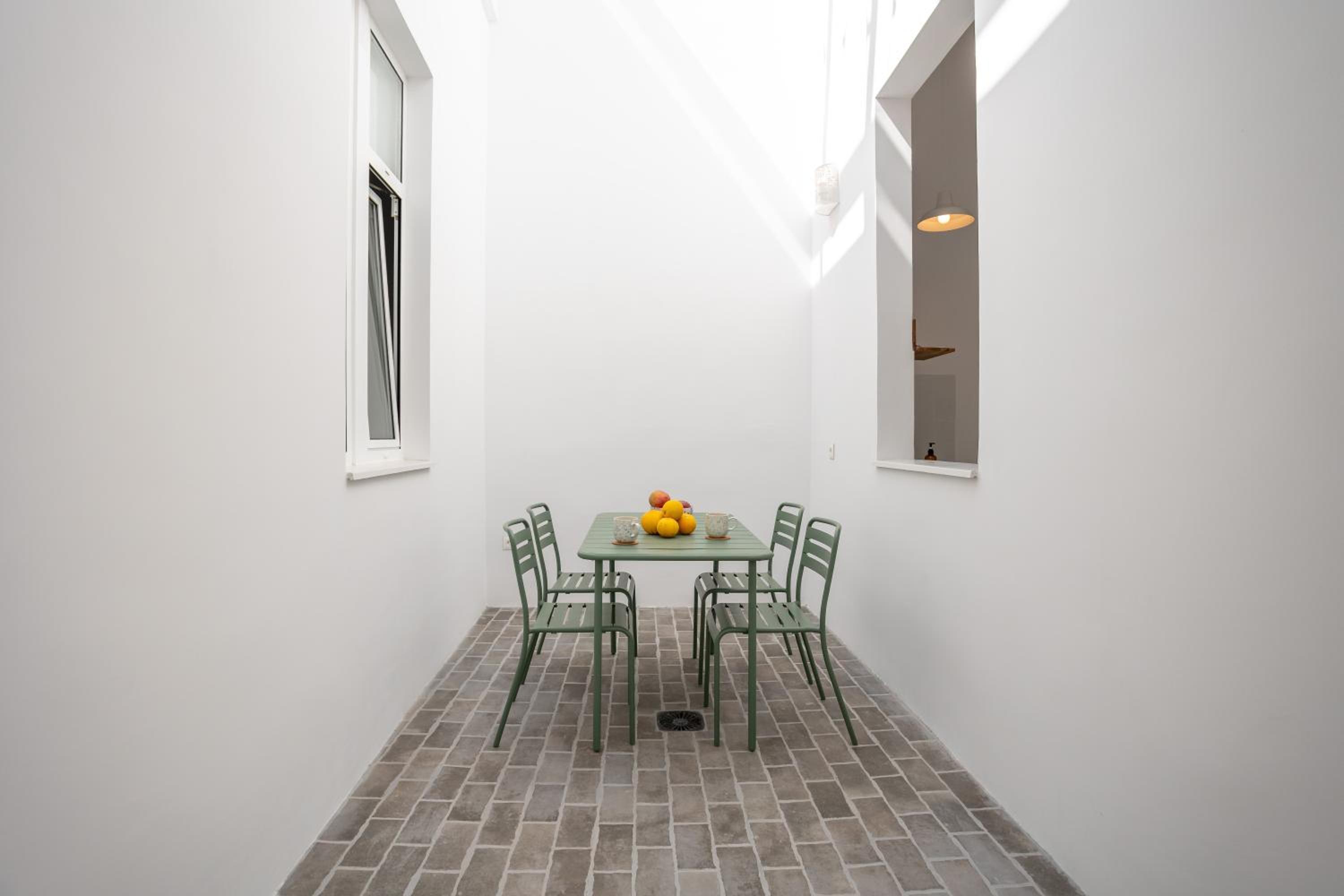 Quinta Colonial by VivvaHomes
