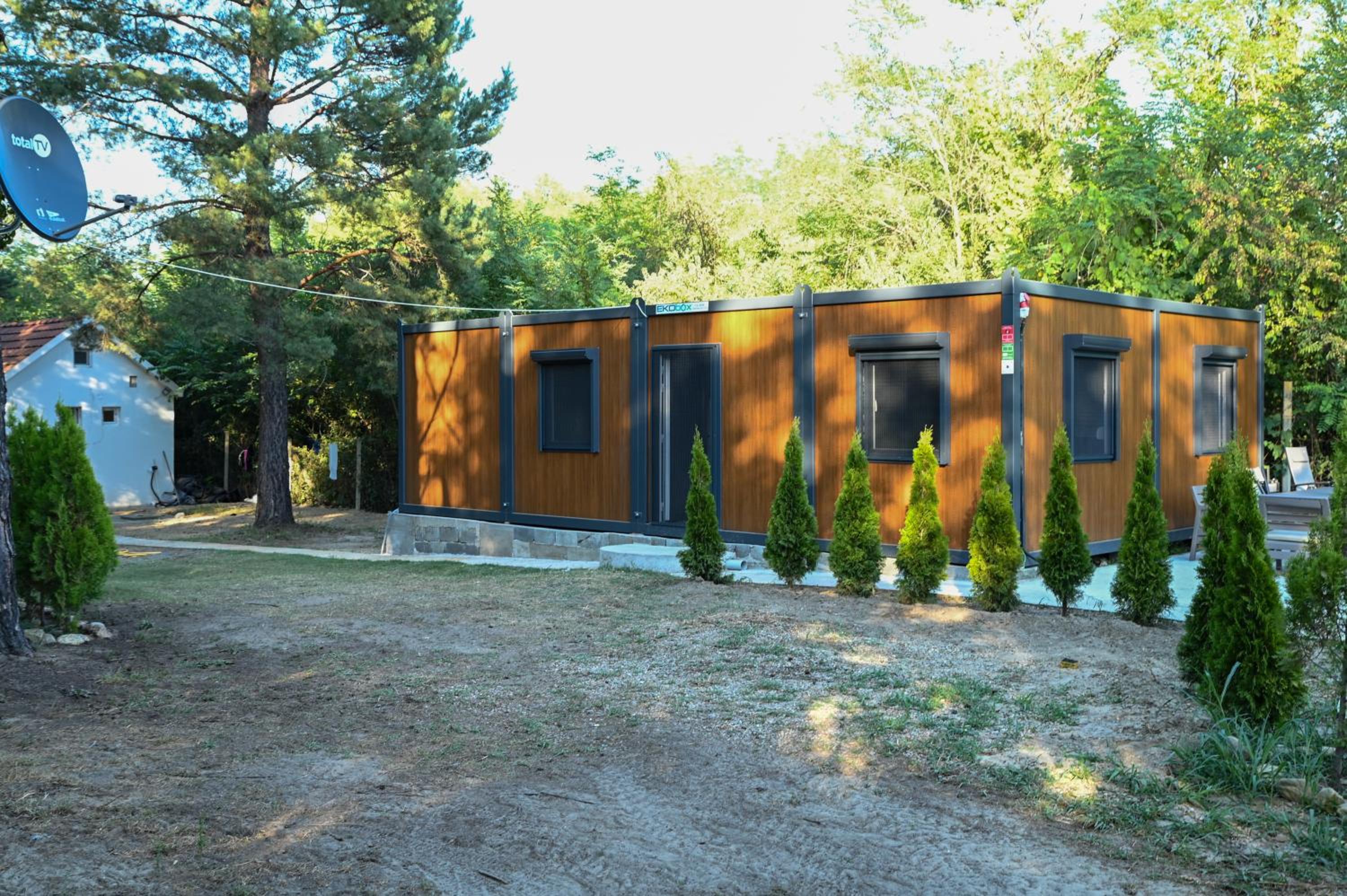 The Woodland pool house