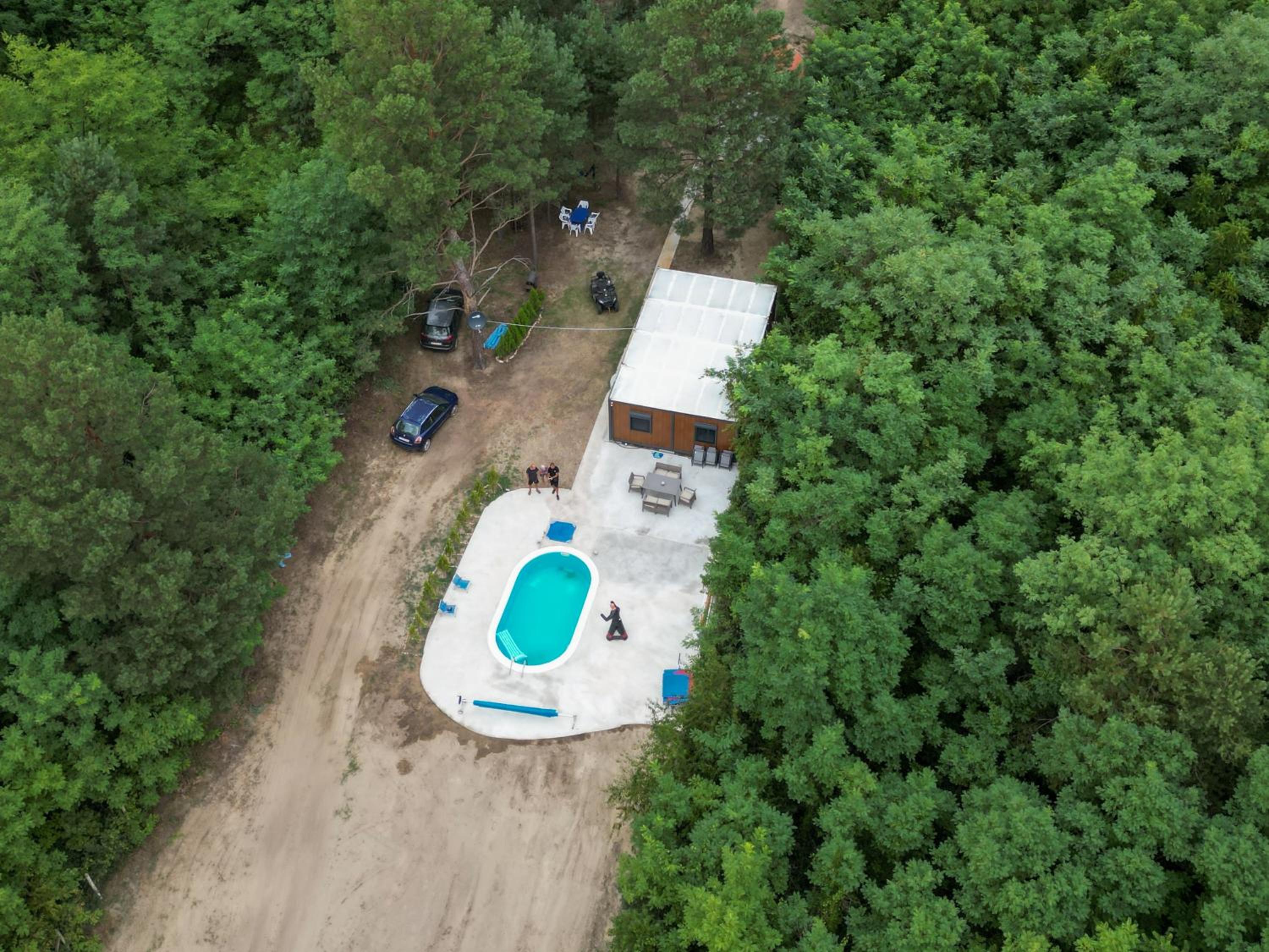 The Woodland pool house
