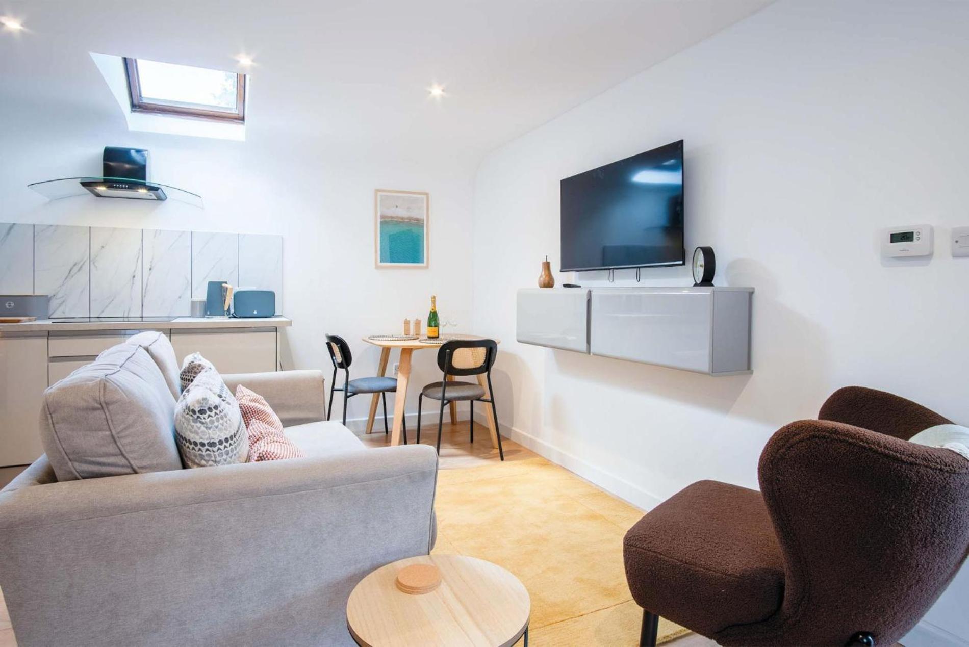 The Lobster Pot - 1 Bedroom Apartment - Tenby
