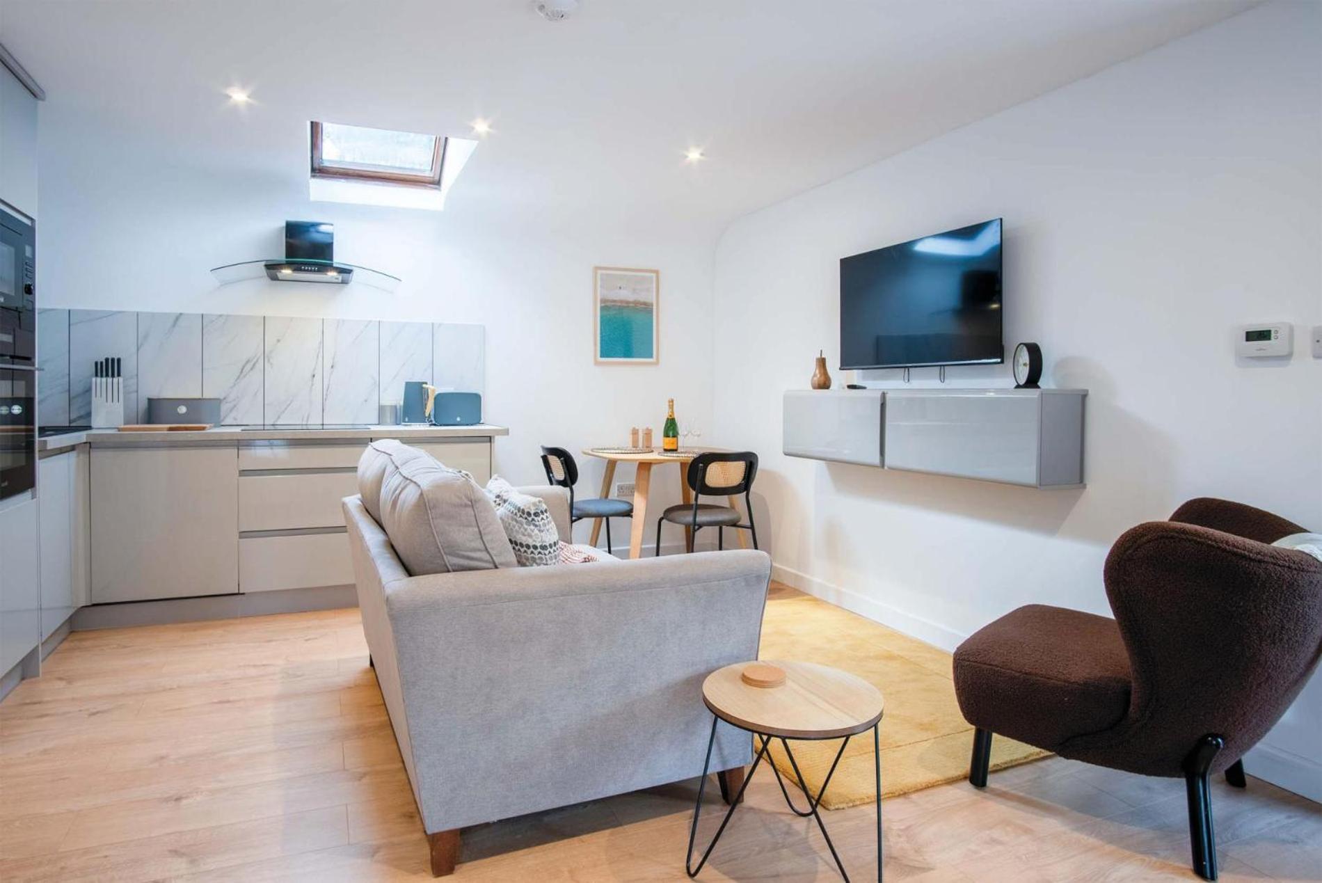 The Lobster Pot - 1 Bedroom Apartment - Tenby