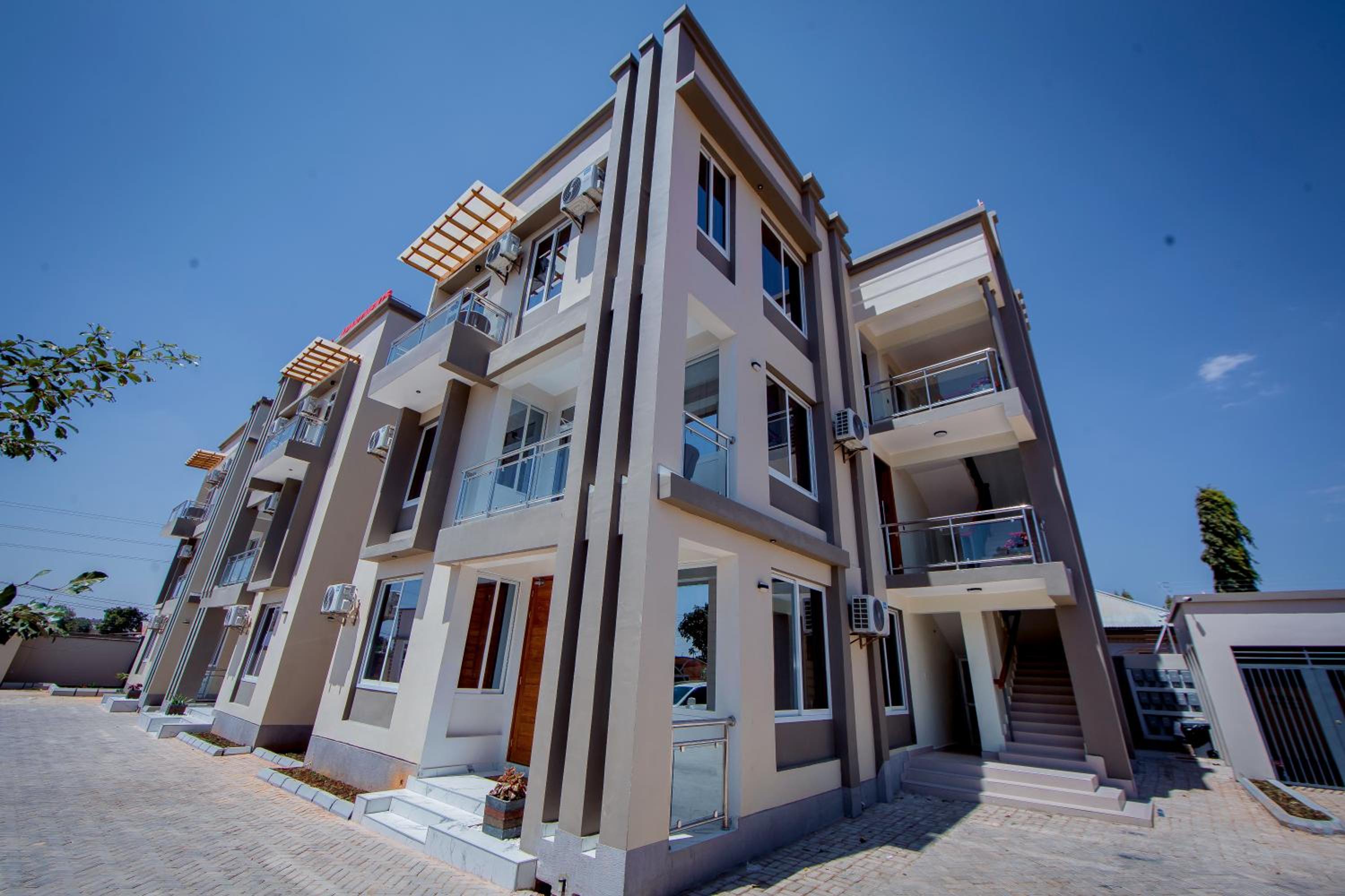 JEM Apartments