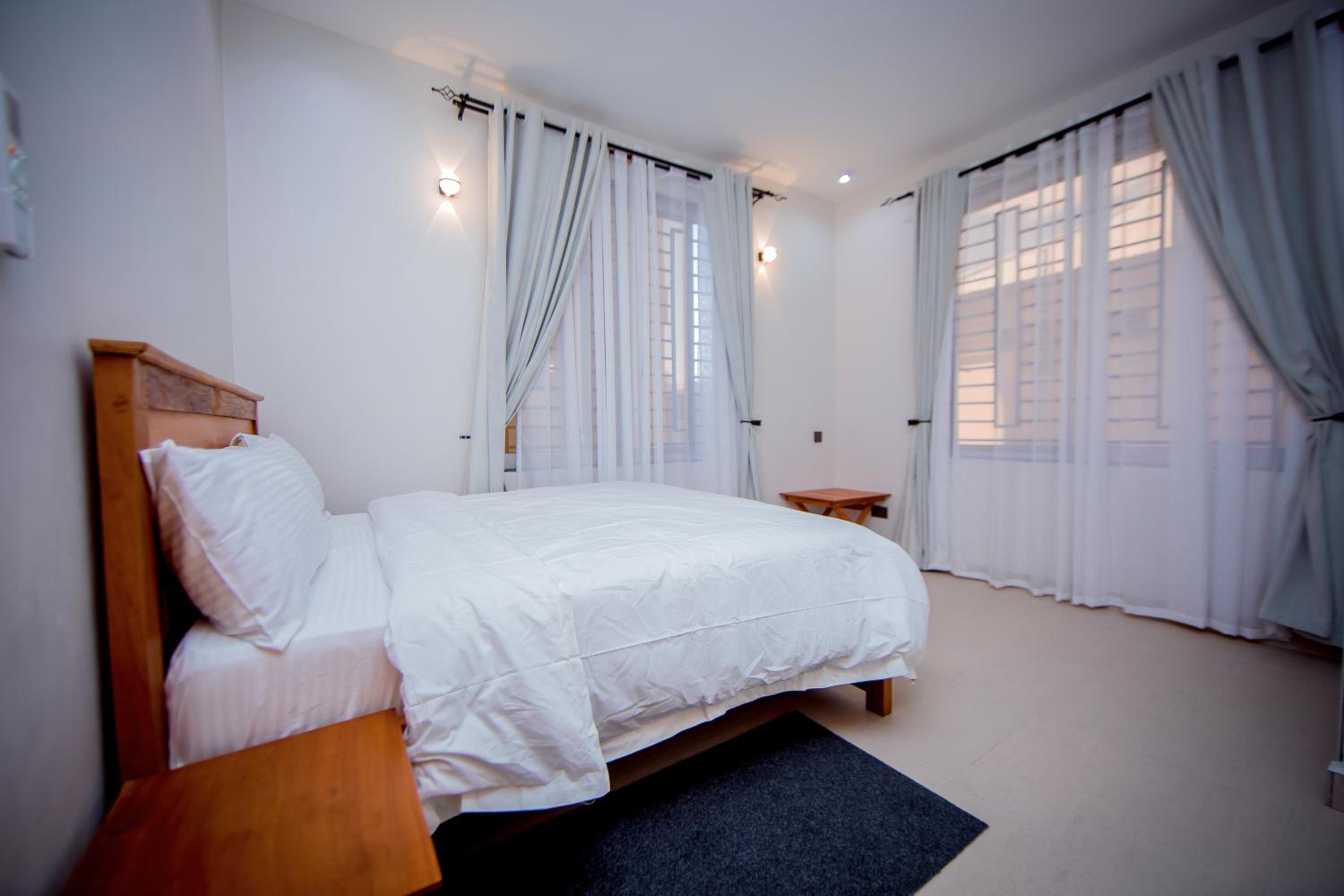 JEM Apartments
