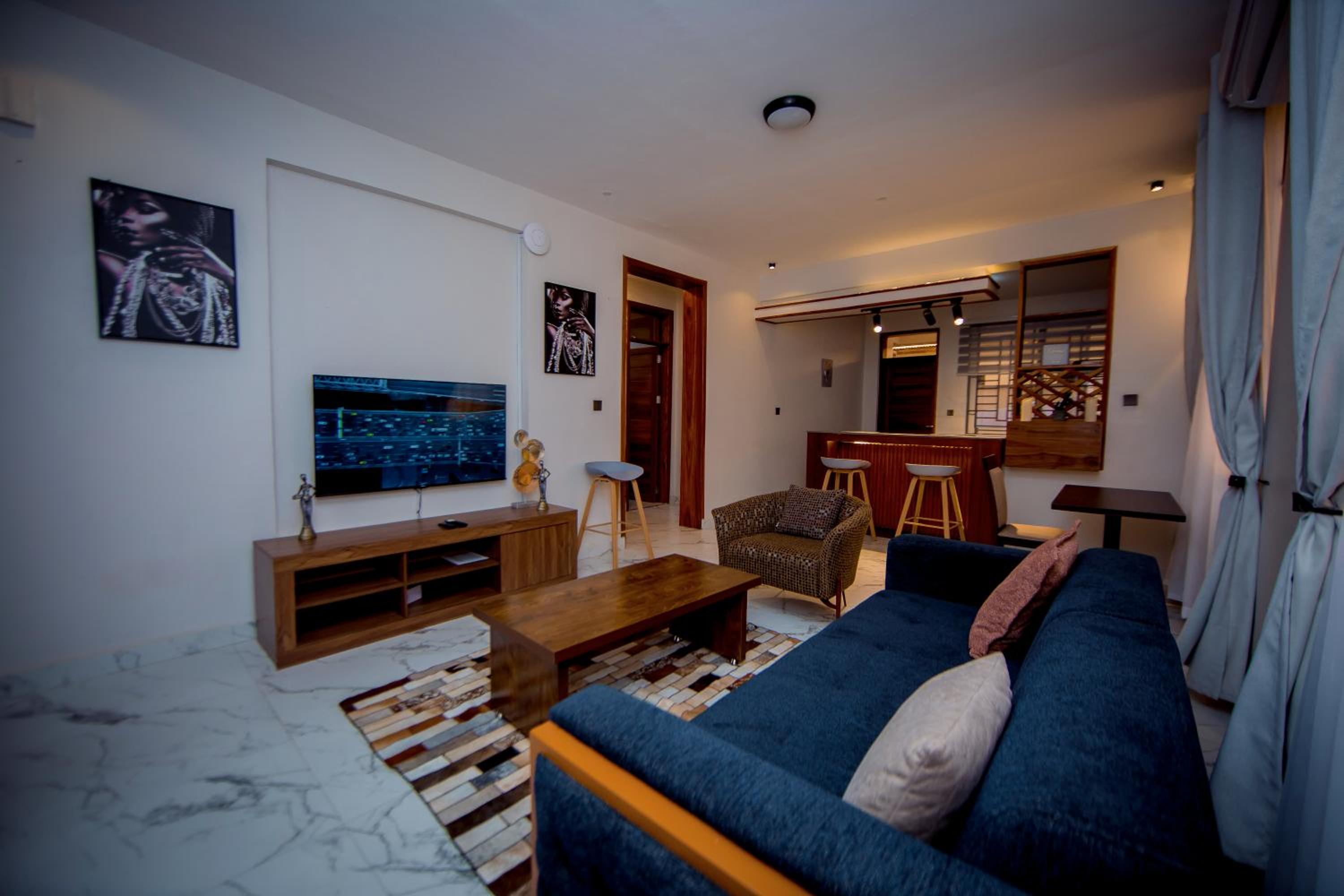 JEM Apartments