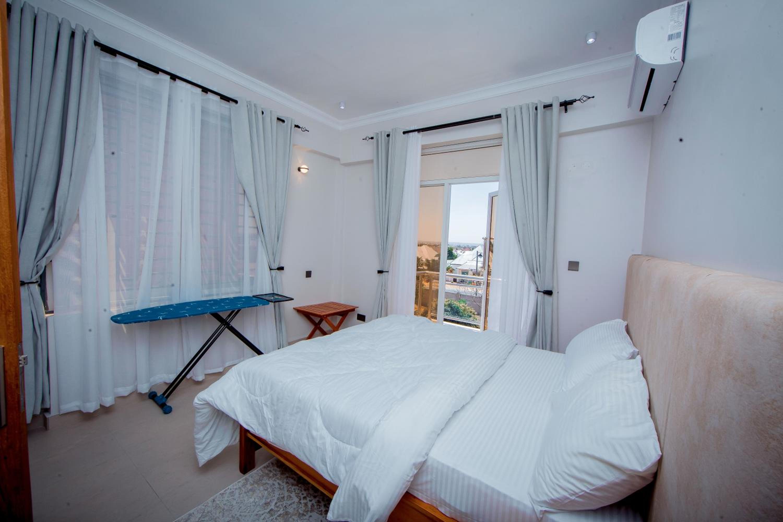 JEM Apartments