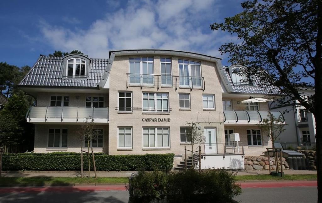 strandnahe FeWo mit 2 Schlafzimmern und Terrasse oder Balkon, Caspar David, Binz