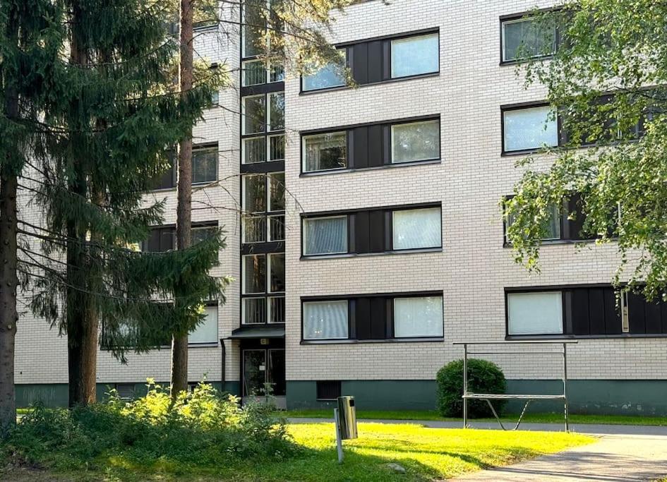 Rauhallinen ja tilava ylimmän kerroksen neliö