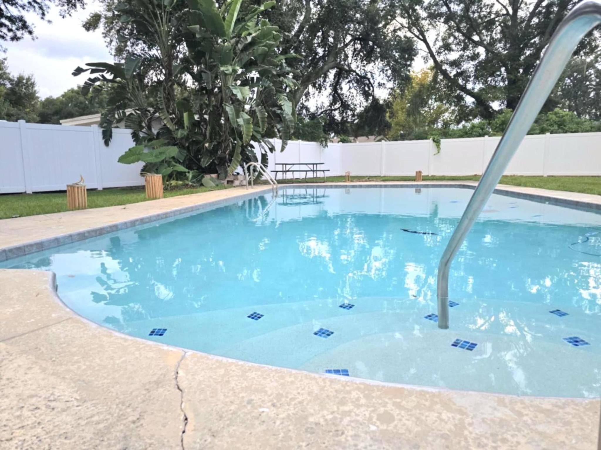 Luxury 4BR Sleeps 12 Heated Pool Game Room Near Disney