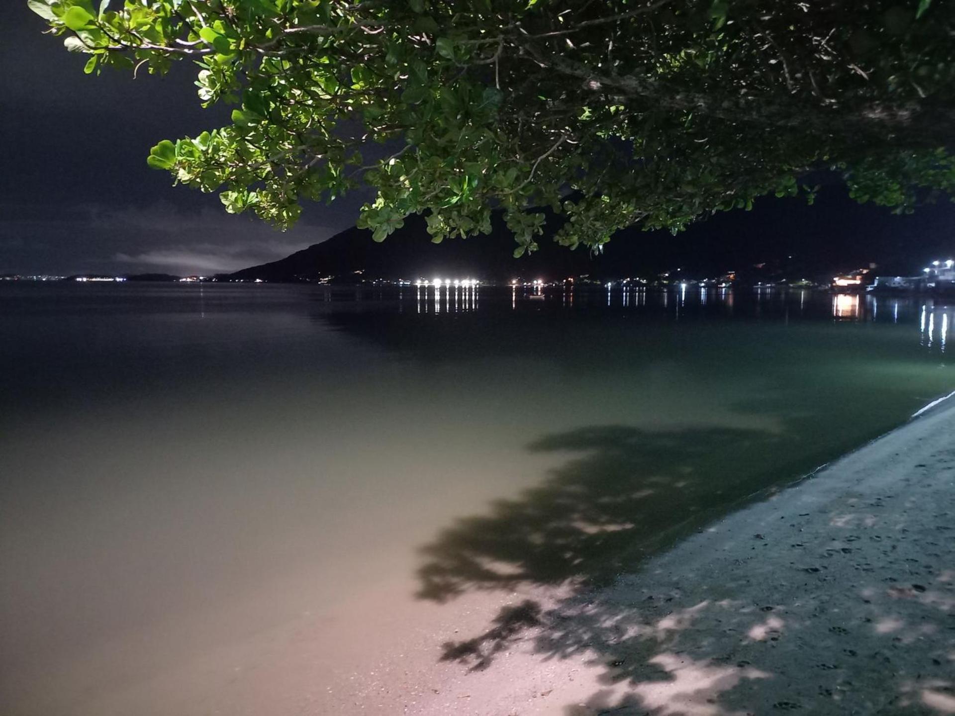 150m da Praia e a 300m do Villa Casarão WZ8850