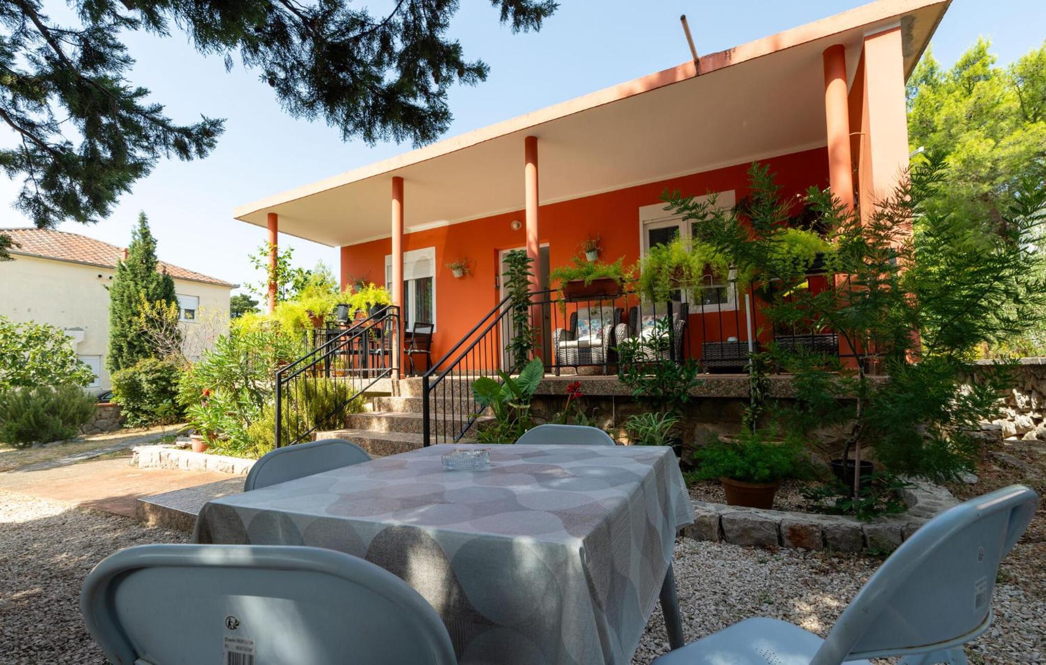 2 Bedroom Beautiful Home In Starigrad