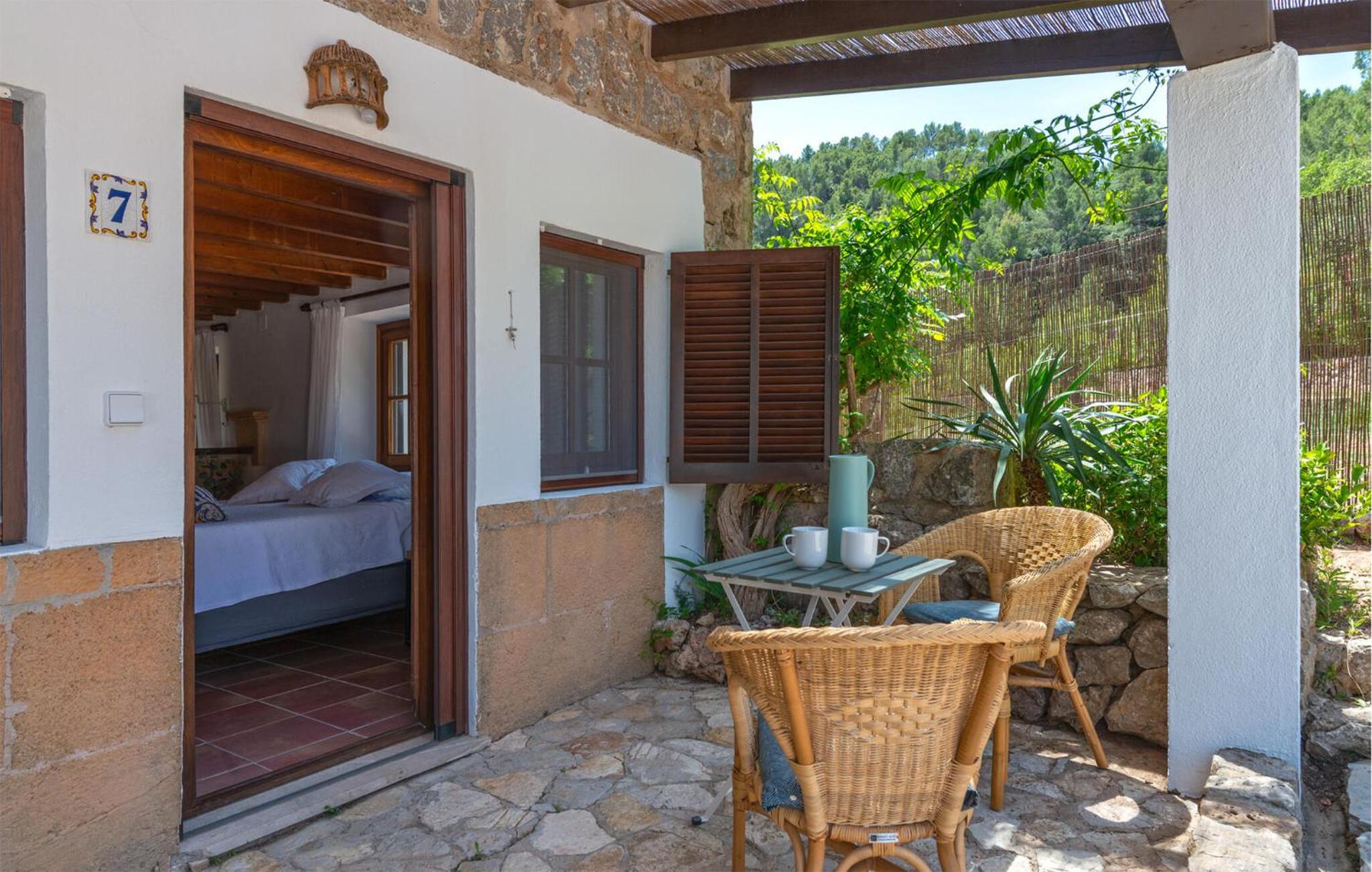 Stunning Home In Esporles