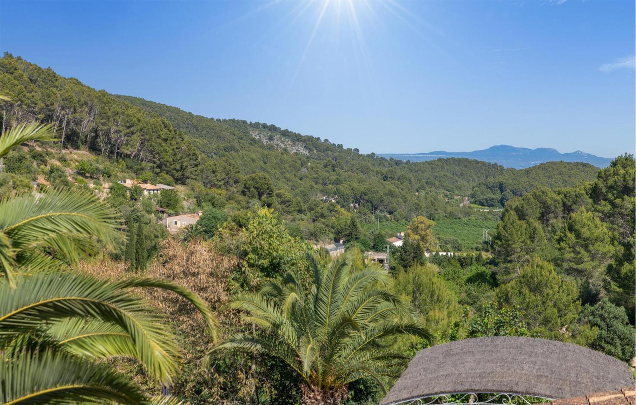 Stunning Home In Esporles