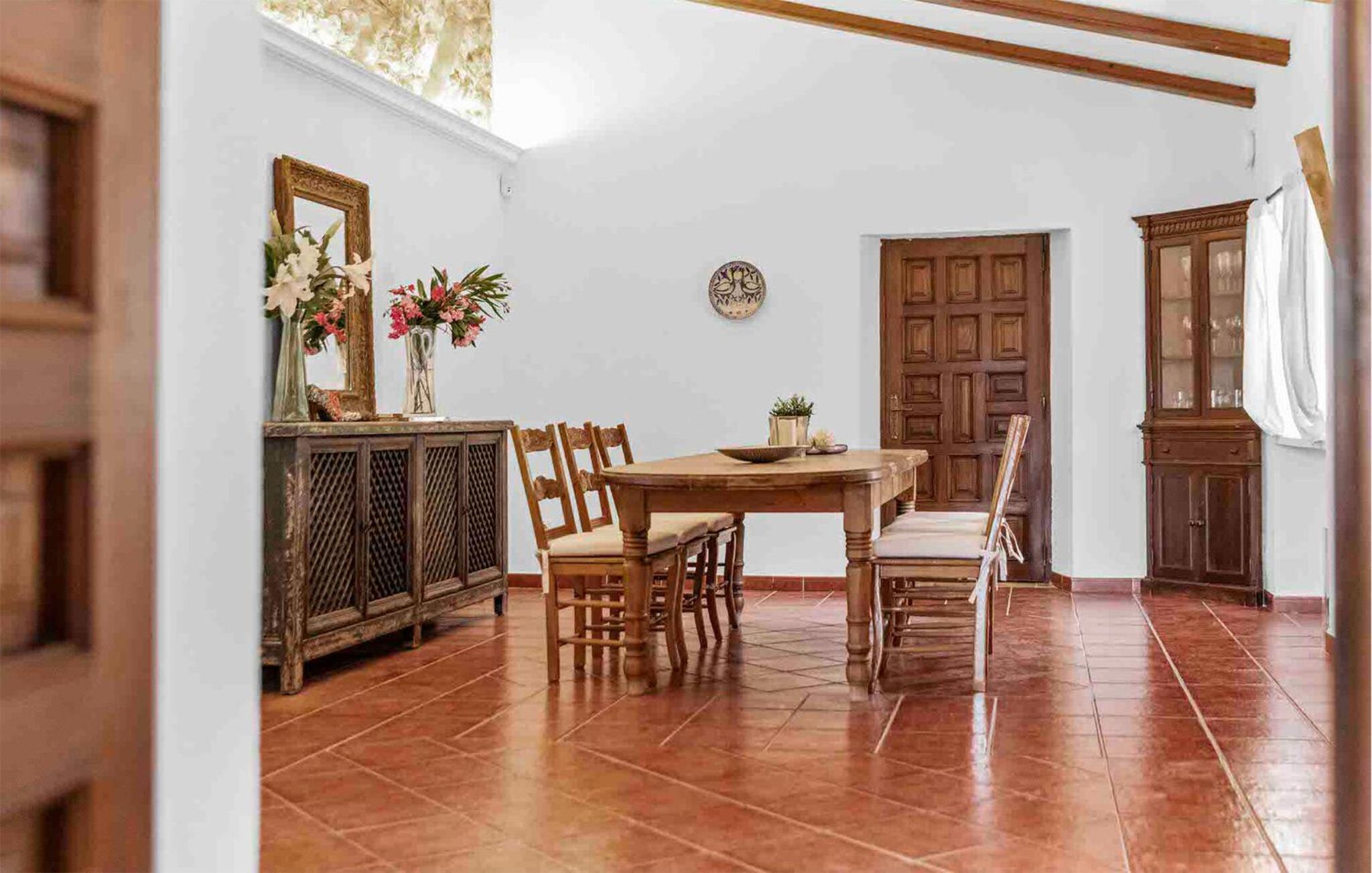 Stunning Home In Esporles