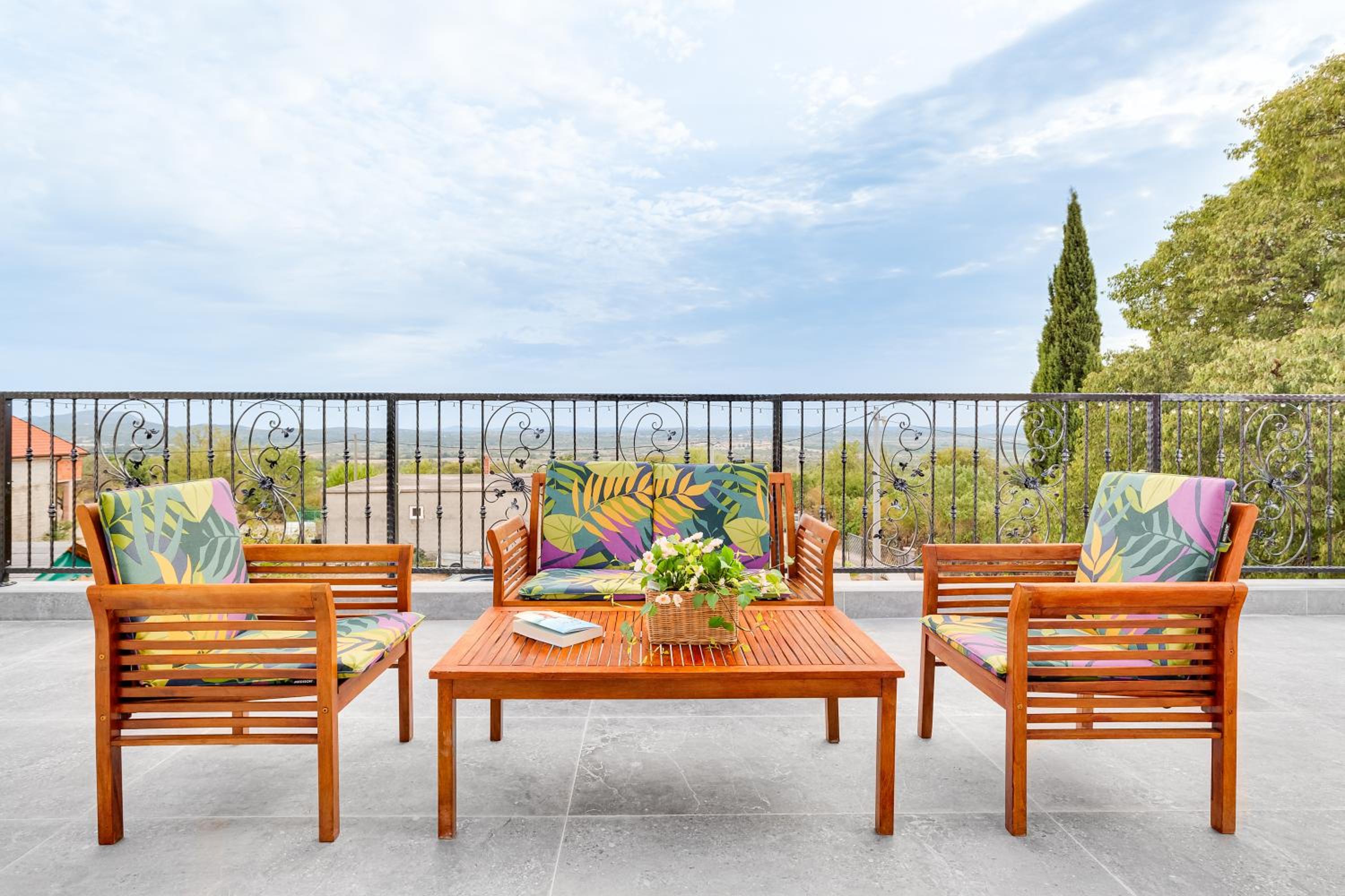 balance & terrace