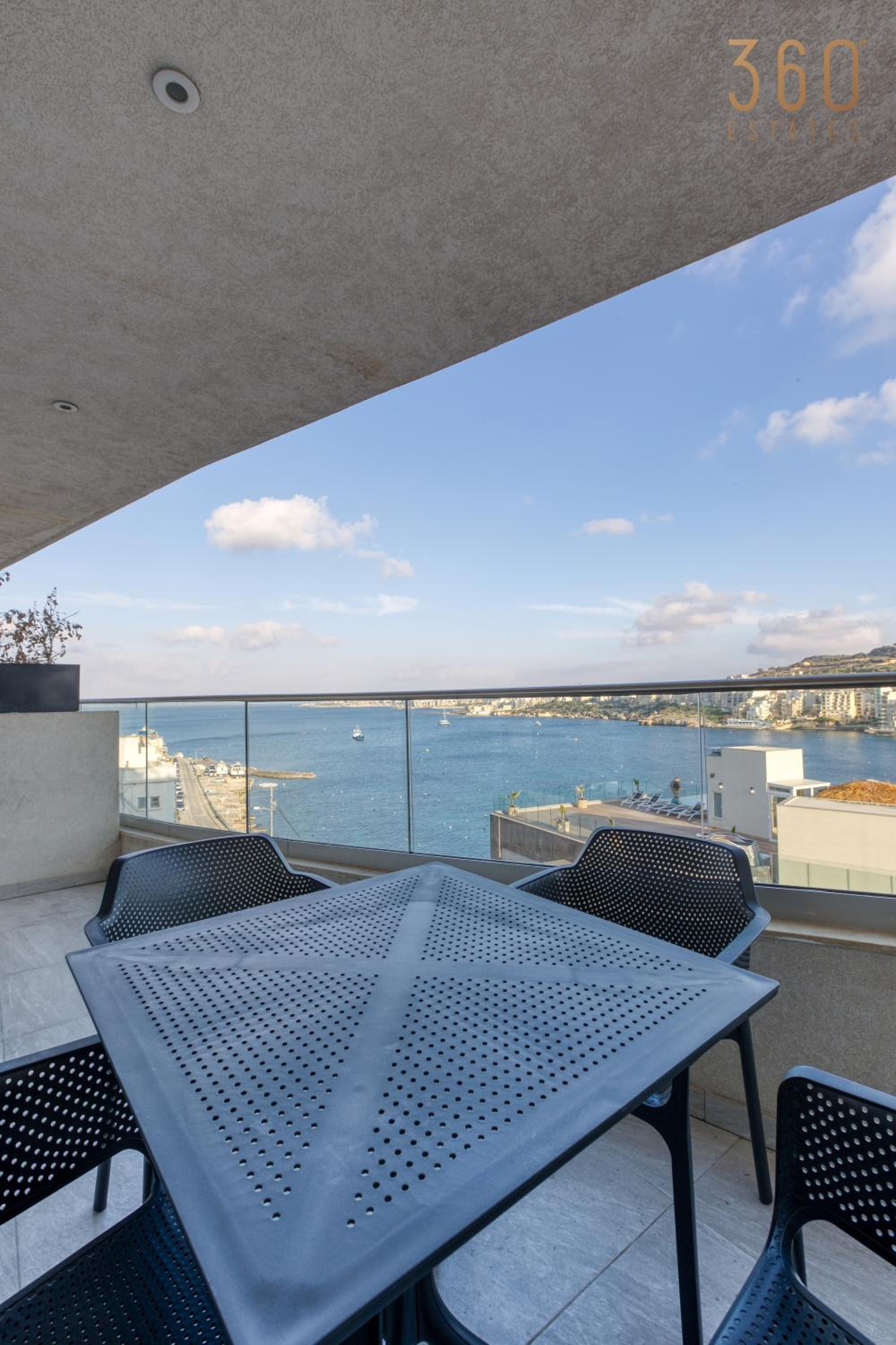 Waterfront 3BR home, with private balcony in Xemxija by 360 Estates photo 4