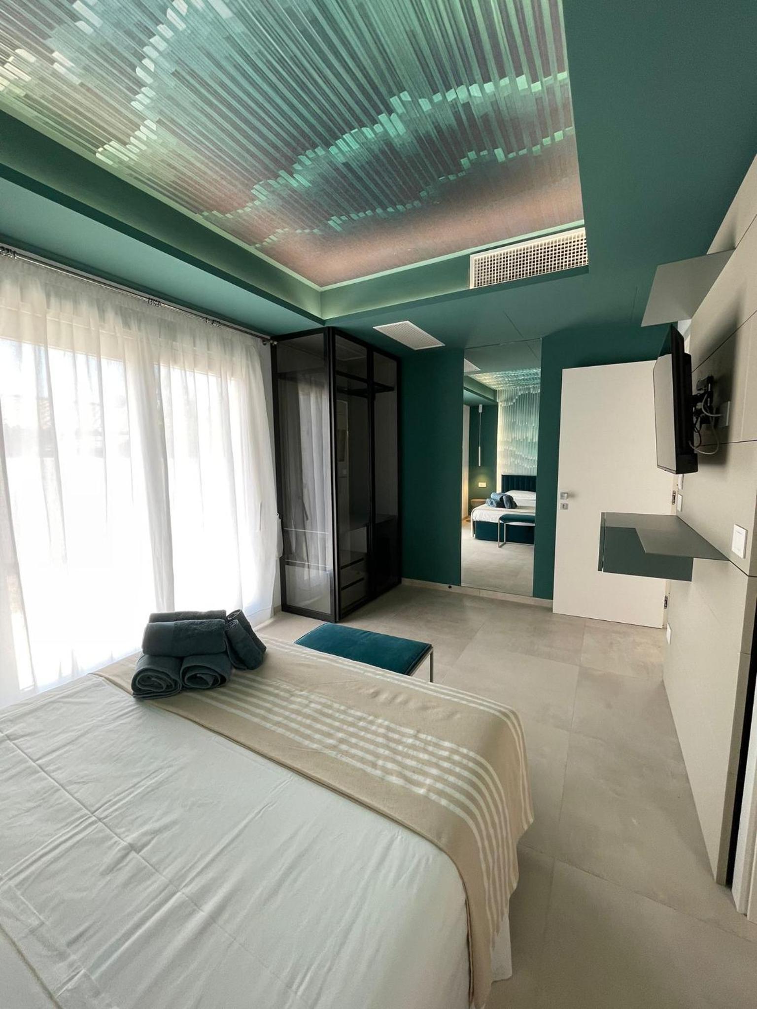 Villa Est en San Teodoro