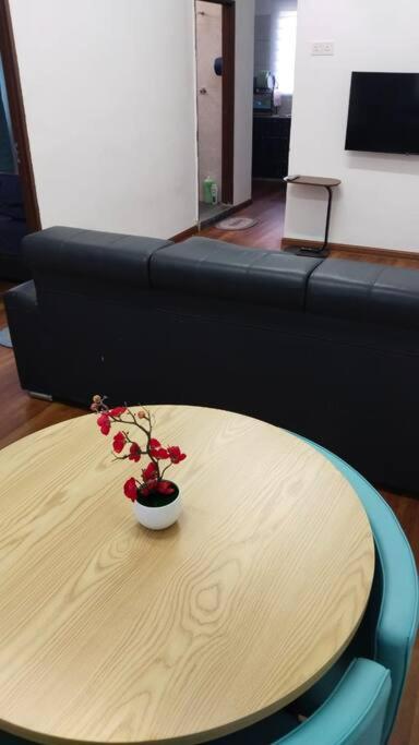 Bae Homestay Tmn Setia Netflix and WiFi photo 2