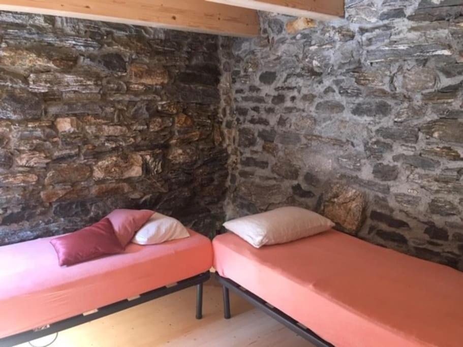 Rustico Gin Avegno Torbecc, Vallemaggia, Tessin,