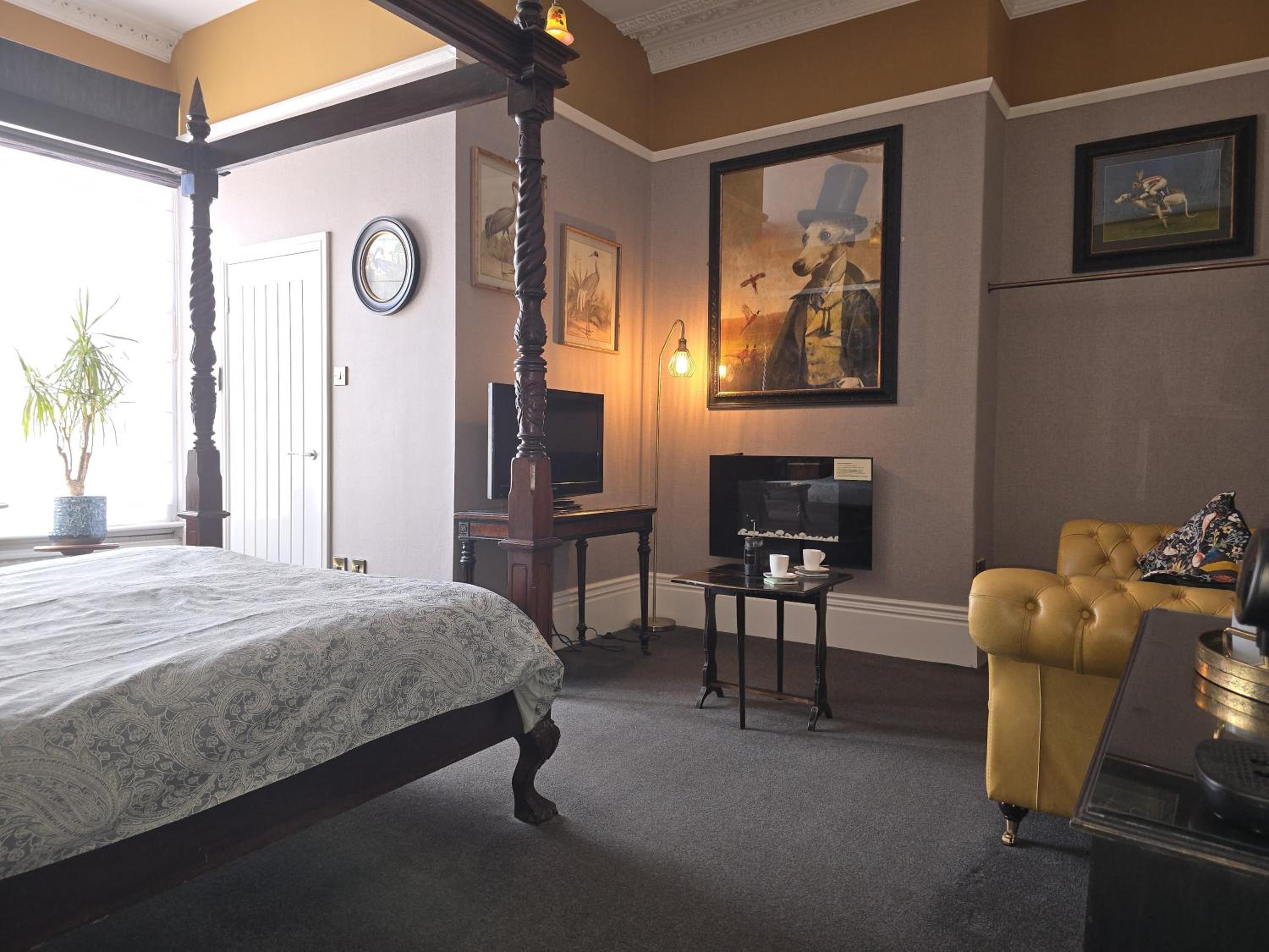 Ashburton House - B&B
