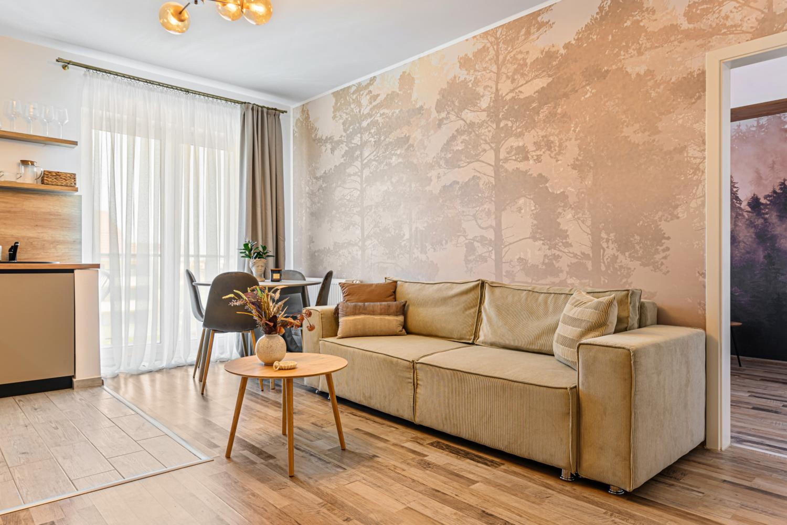 Larabelle Home Coresi