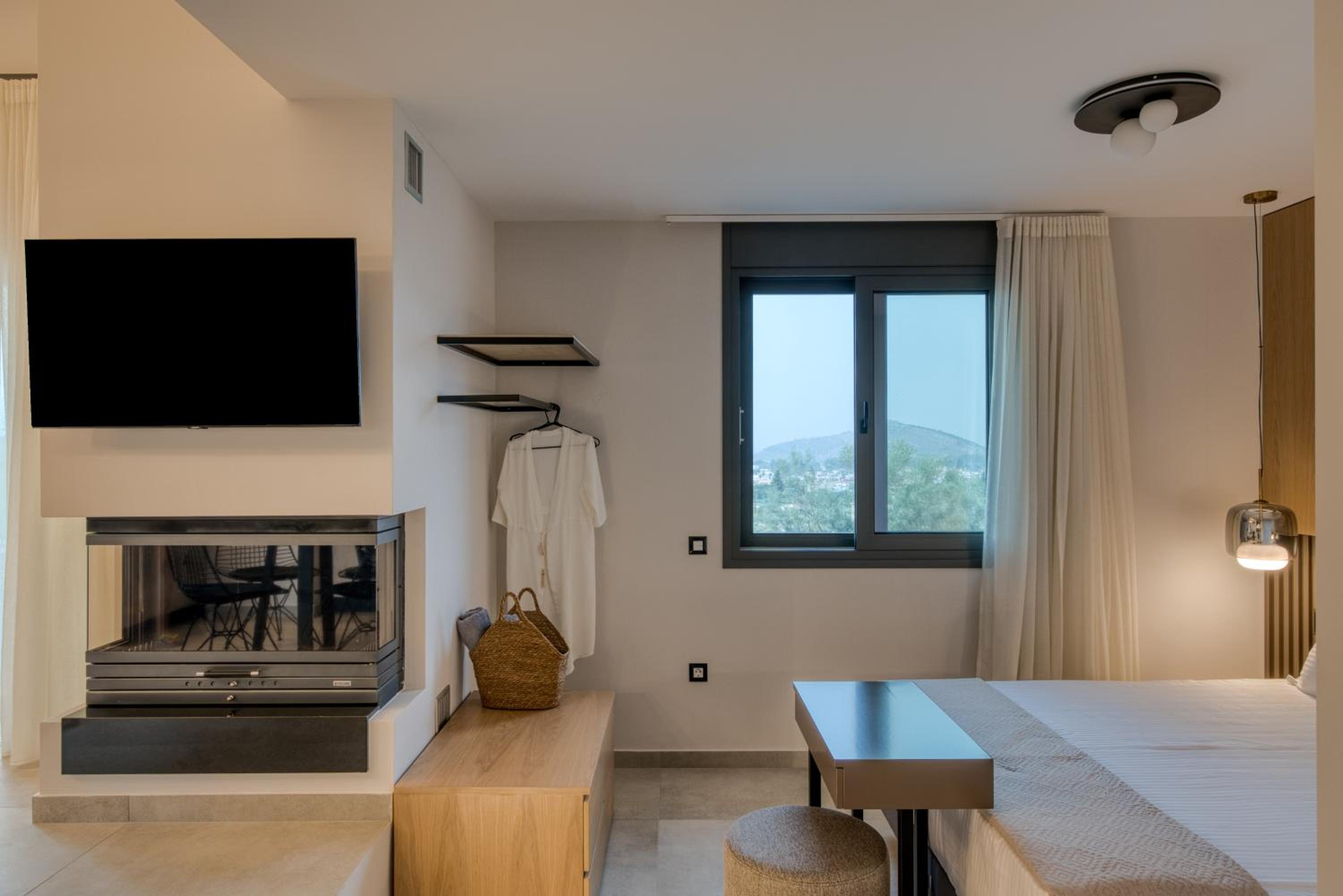 Doceo Refined Living