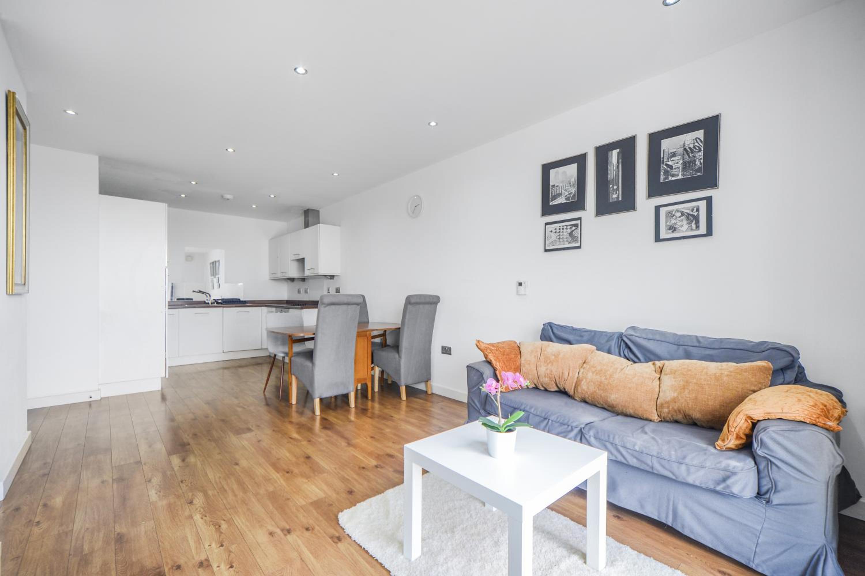 One Bed Flat in Stratford London