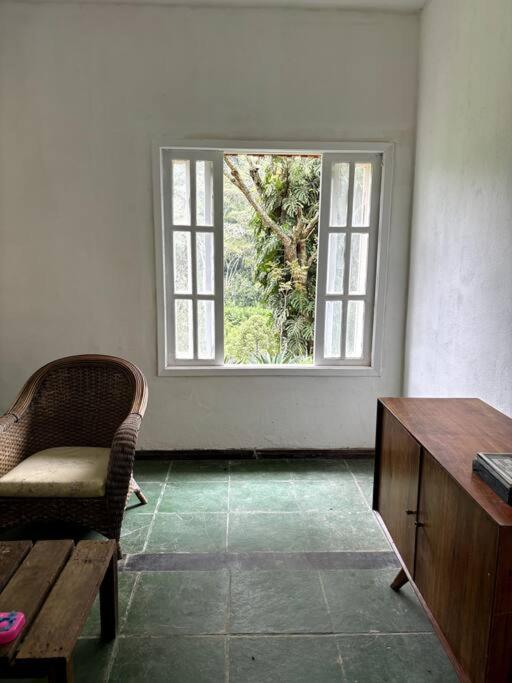 Casa no centrinho do Vale das Videiras
