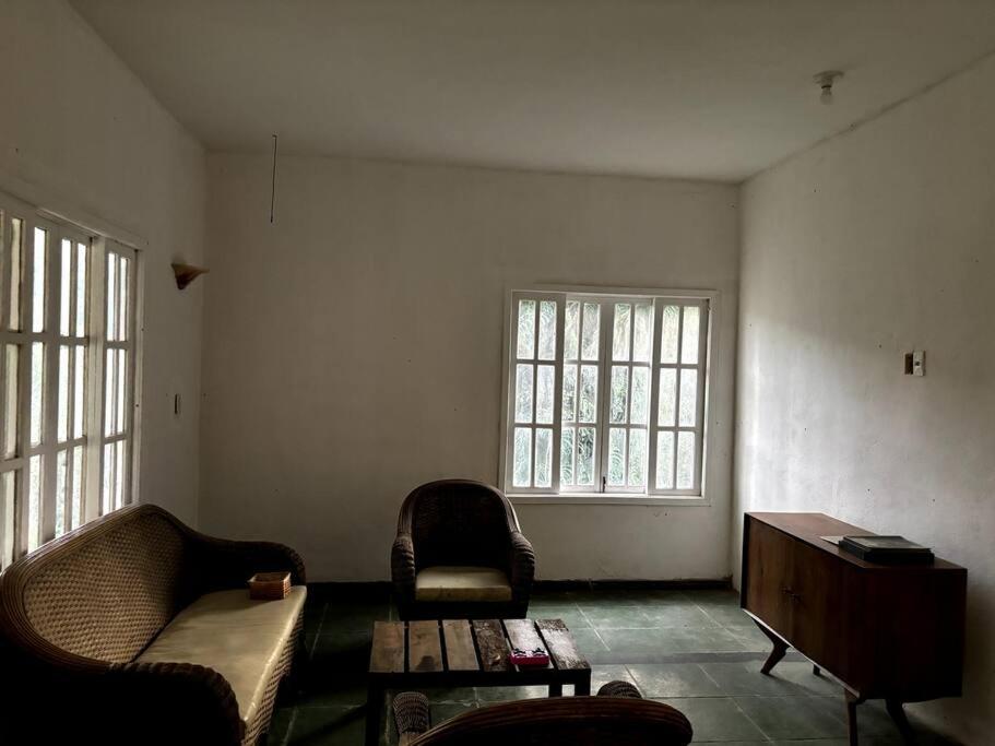 Casa no centrinho do Vale das Videiras
