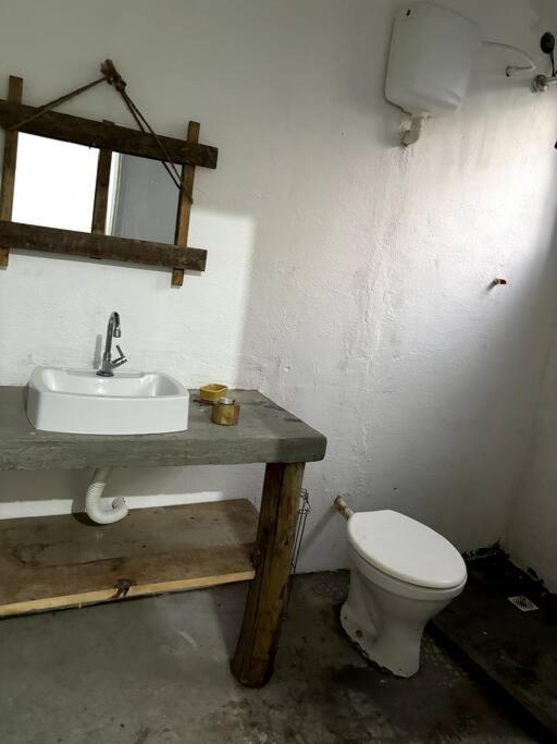 Casa no centrinho do Vale das Videiras