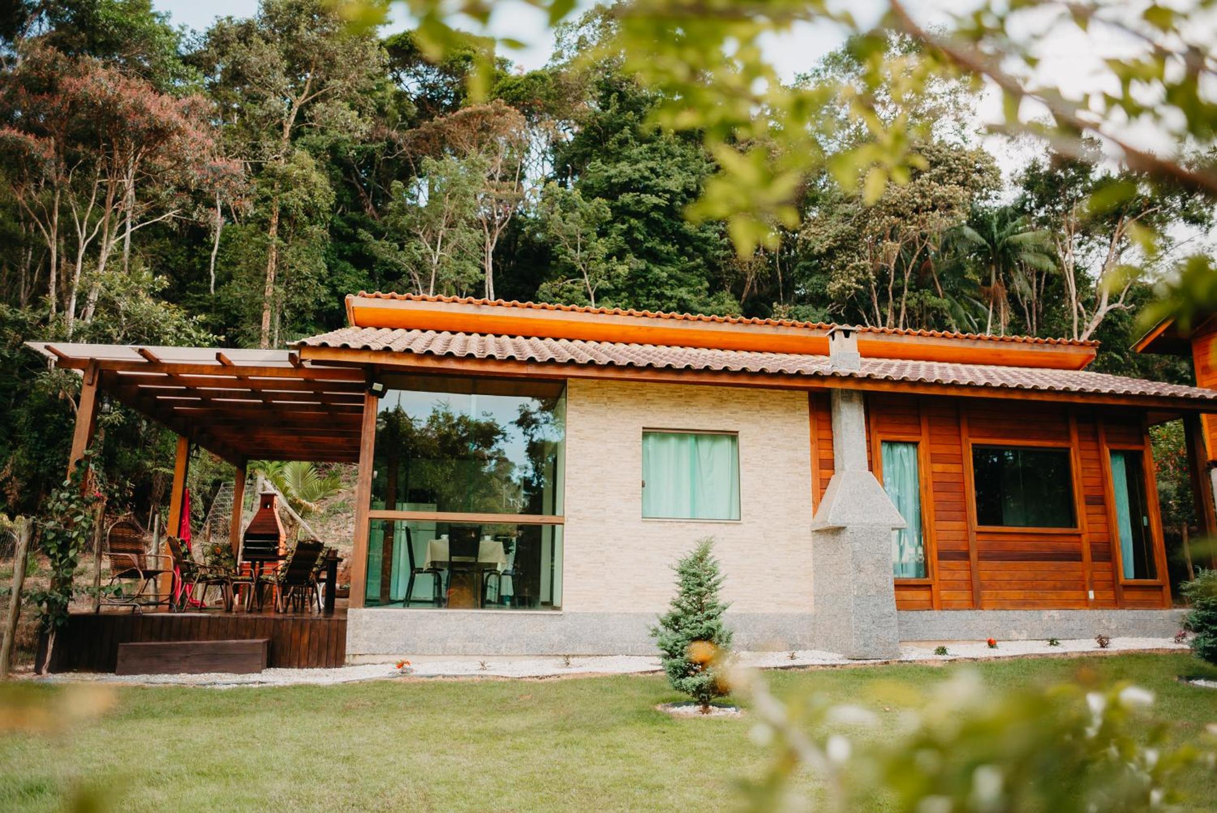 CHALÉ PEDRA AZUL PET FRIENDLY FAMILY 5 min da rota do lagarto