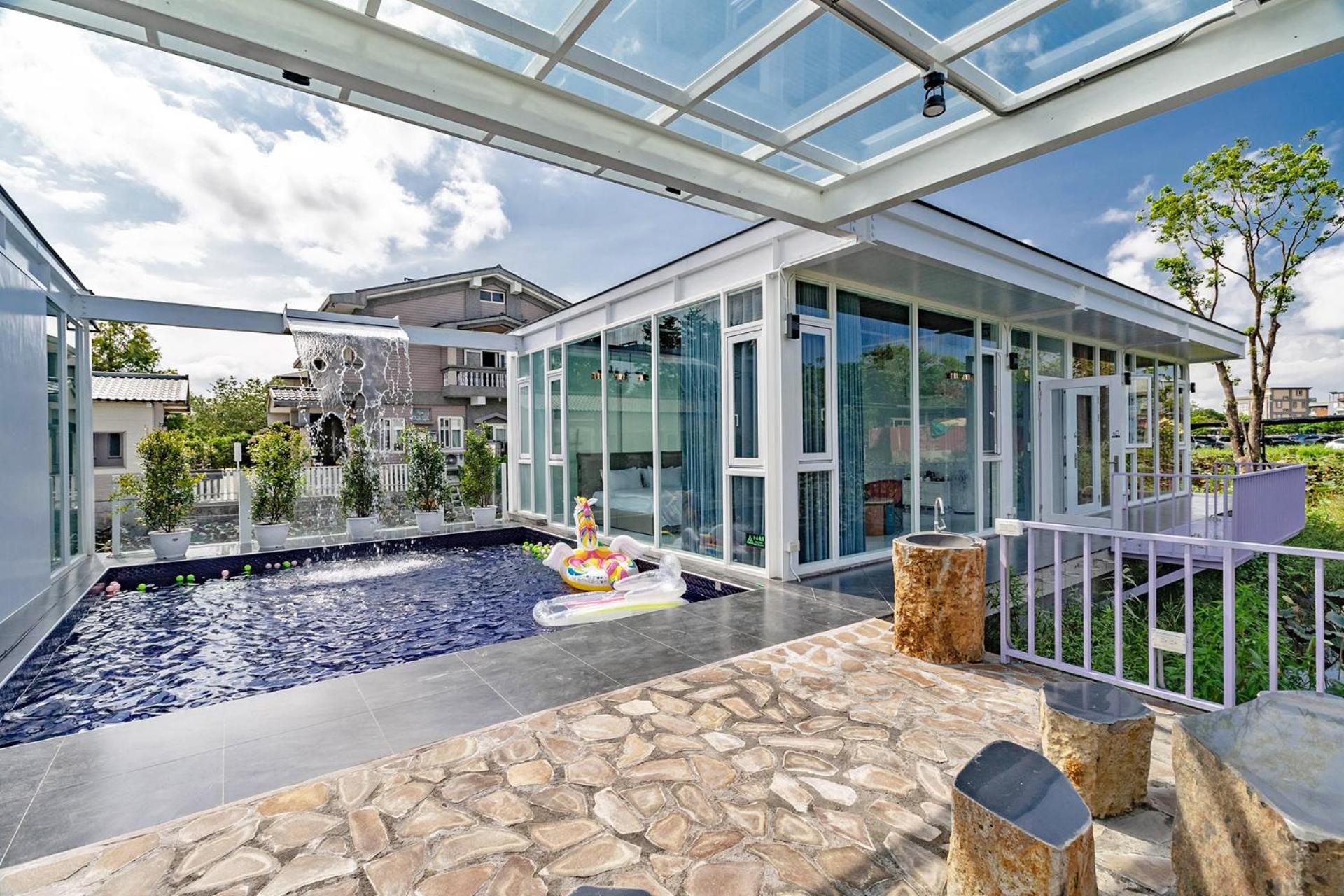 L Villa view 2