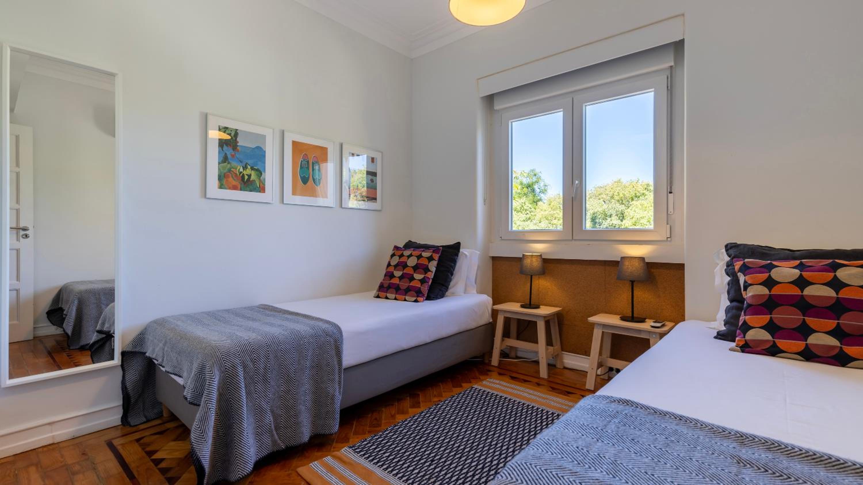 Charming Belém 3BDR Property by LovelyStay view 4