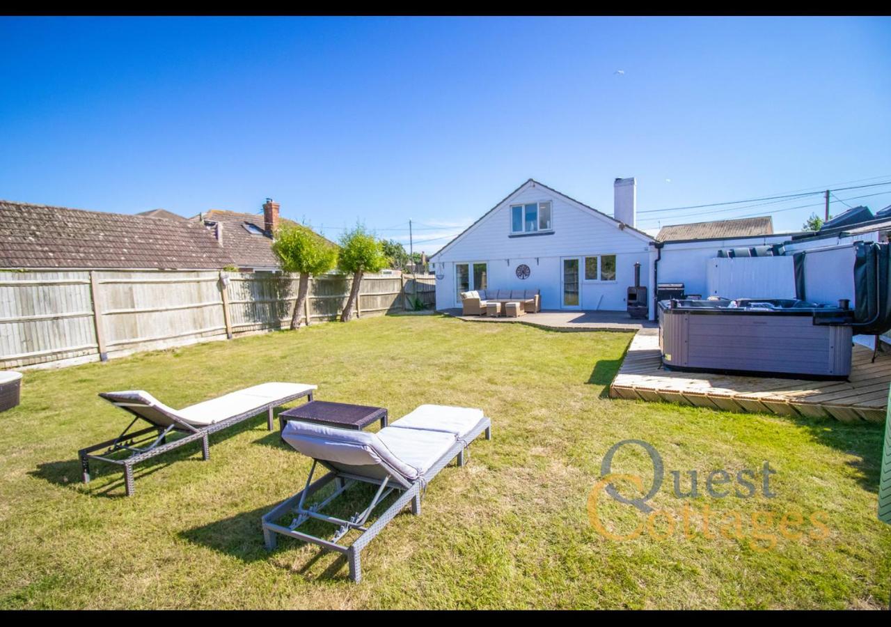 Bancroft – Hot Tub - Camber Sands view 2