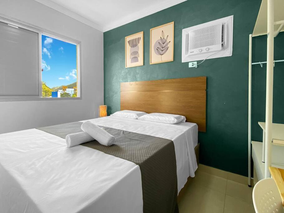 3 Quartos - Piscina - Varanda - Serviço Praia - AC