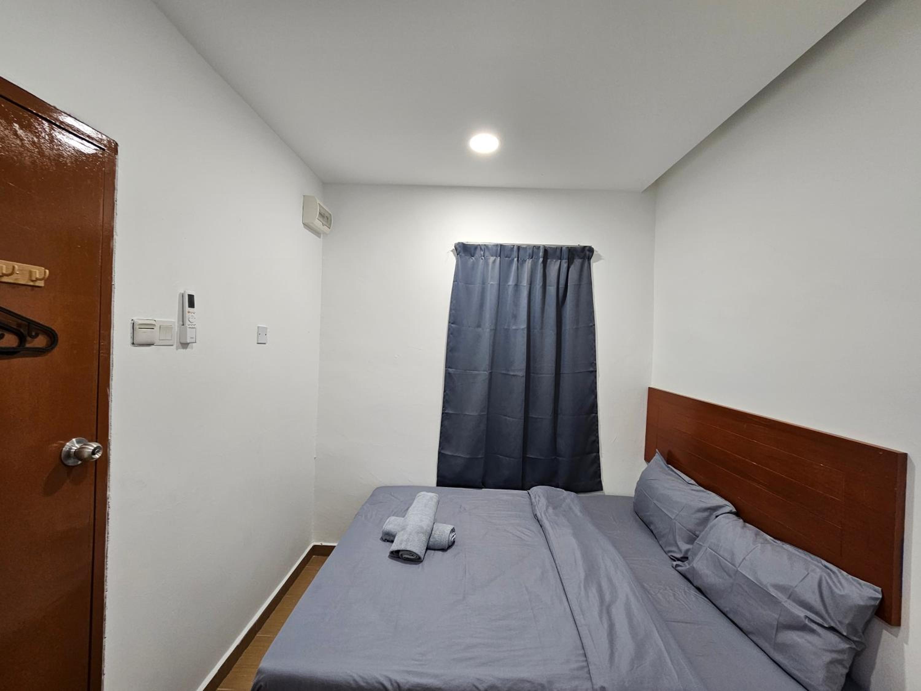 New Malaya Hotel photo 8