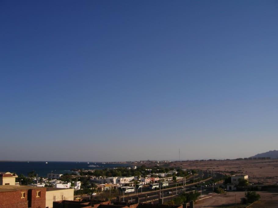 Desert Rose Apartment