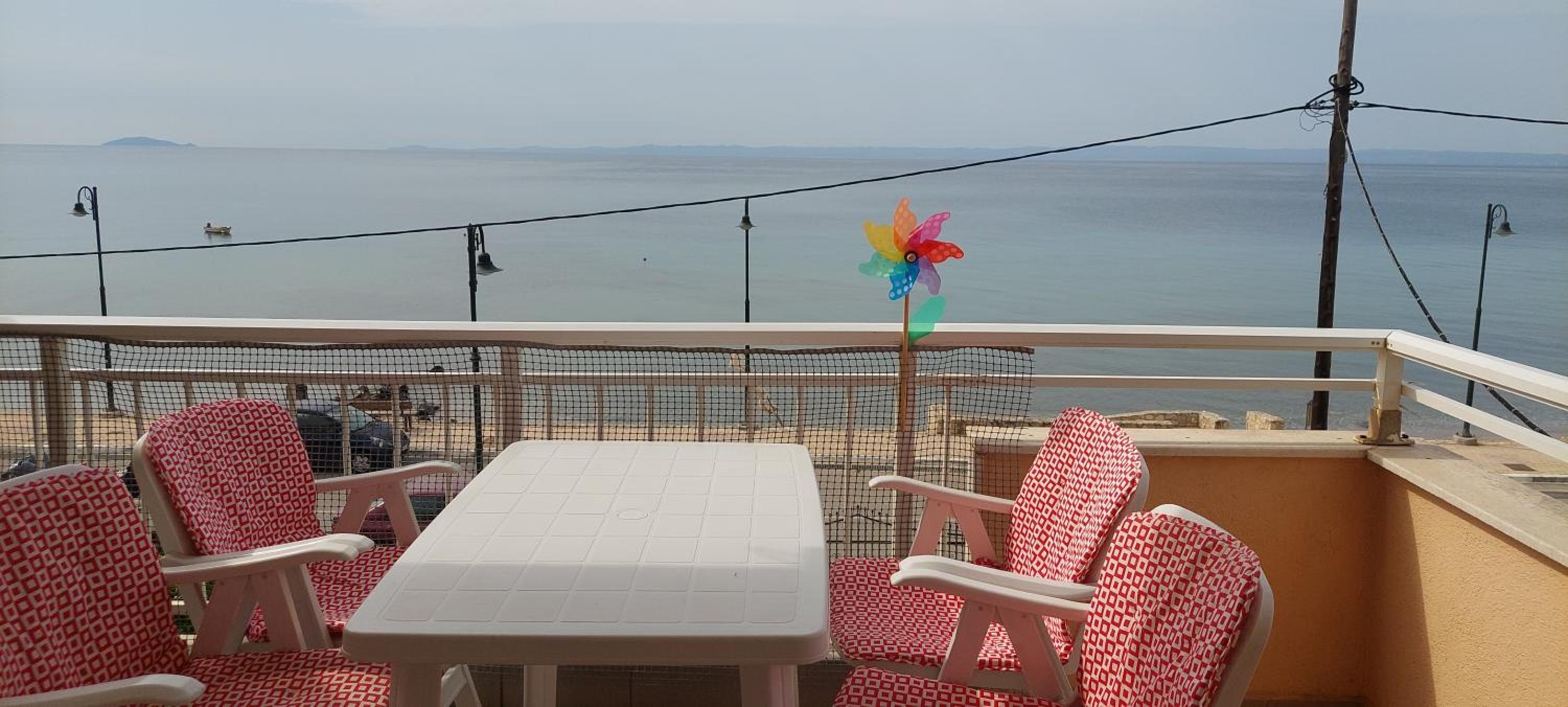 Balcony at the beach photo 4