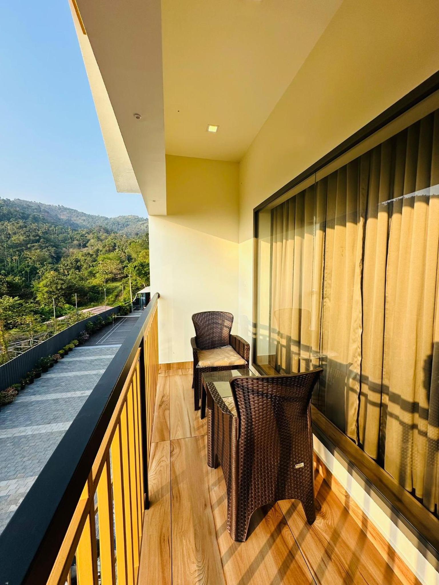 Mount view resort kakkadampyil