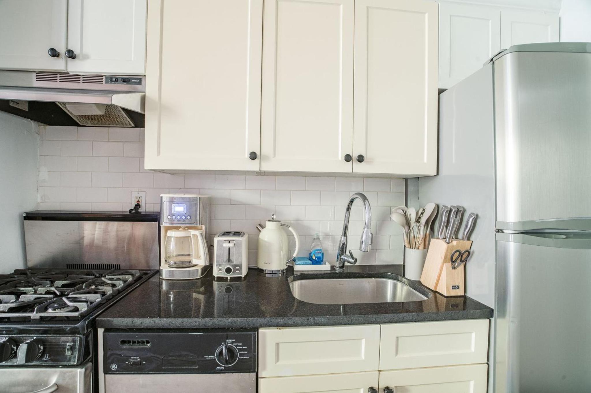 Sophisticated 2BD Apartment on Barrow Street, Greenwich Village
