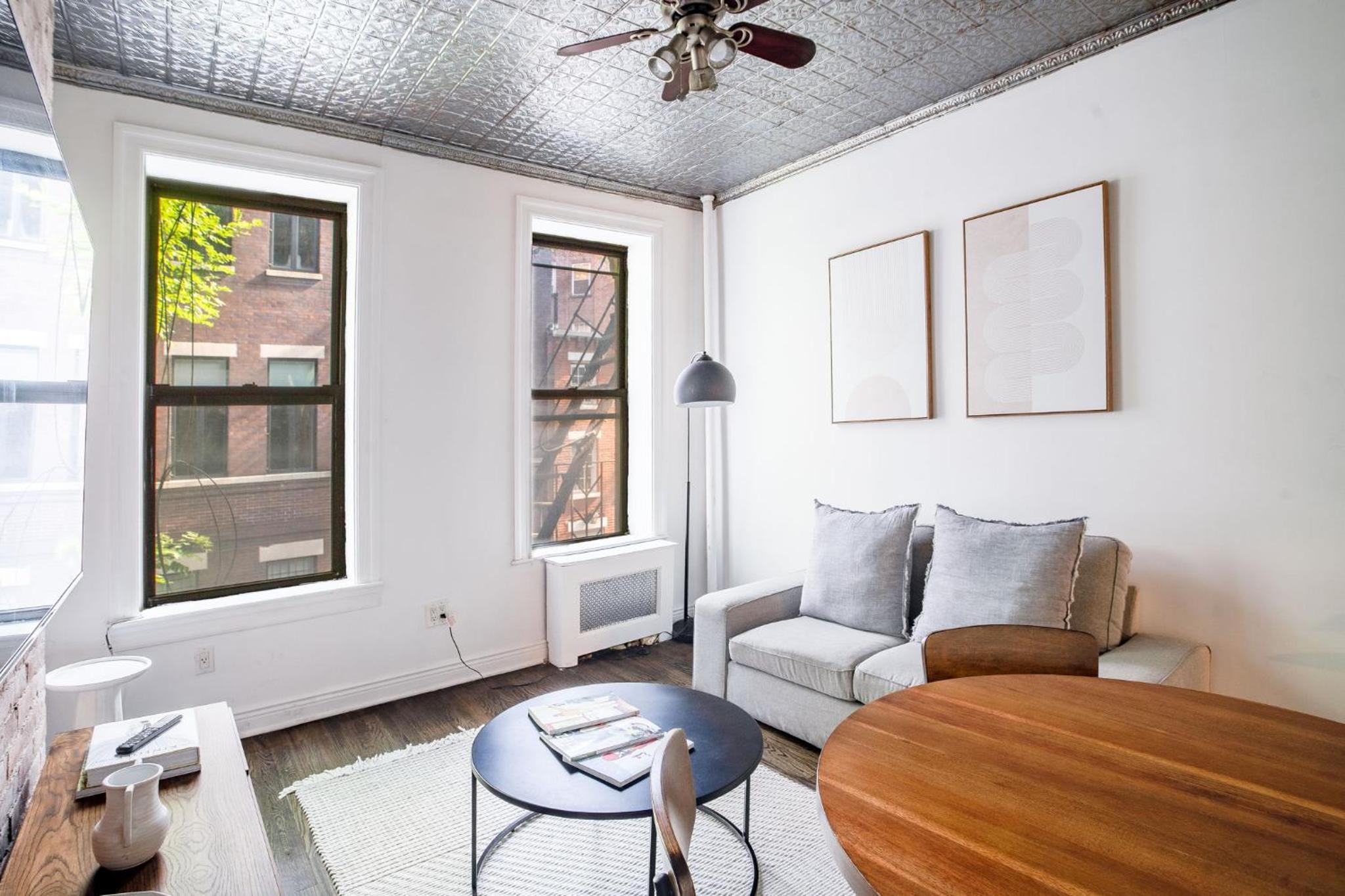 Sophisticated 2BD Apartment on Barrow Street, Greenwich Village