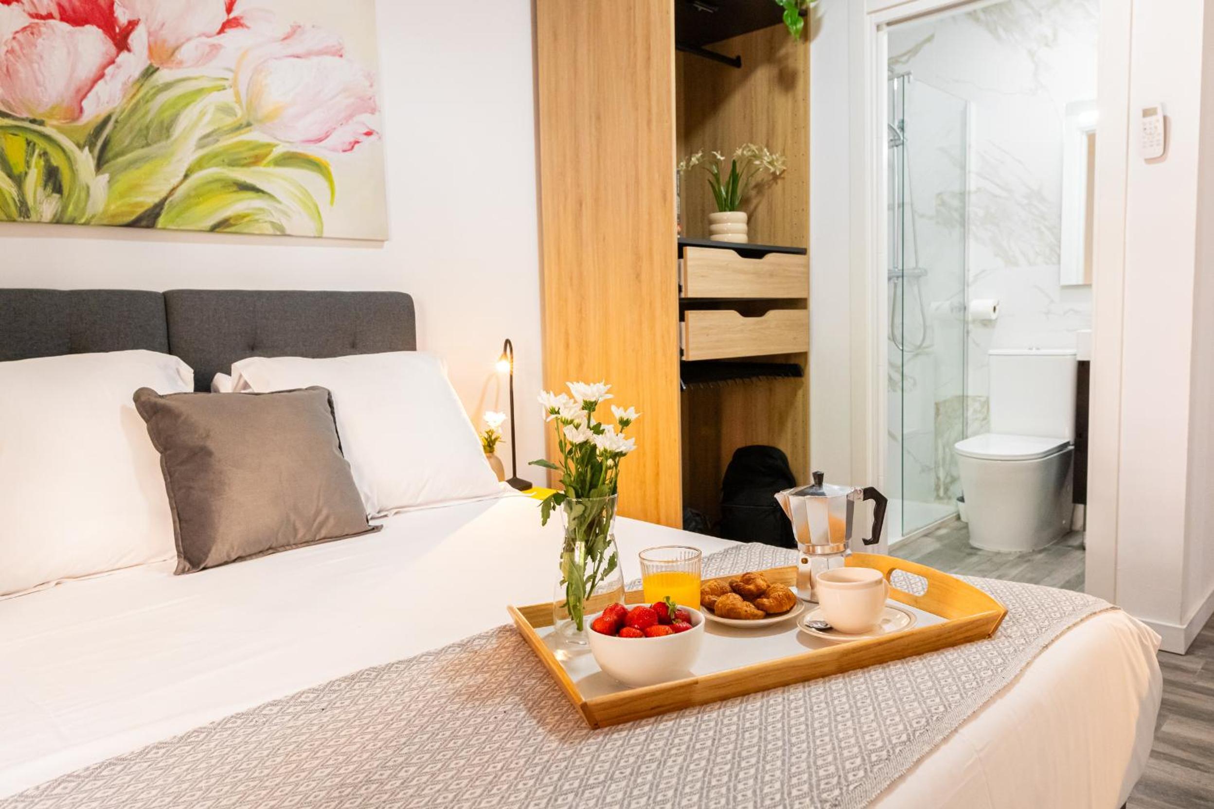 SingularStays Padre Urbano