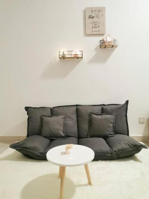 JUNE HOMESTAY API API APARTMENT BESIDE CENTRE POINT STUDIO 3Pax photo 8
