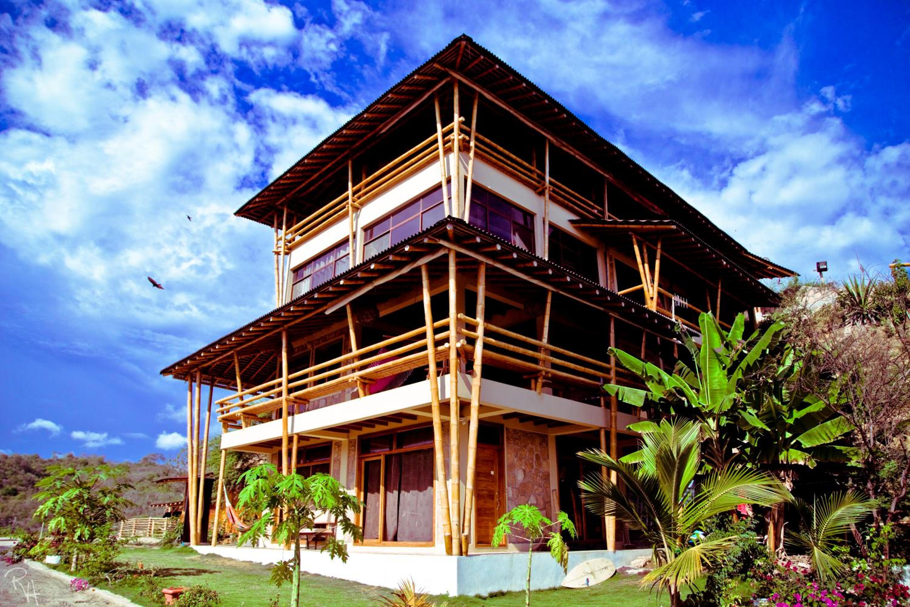 Punta Hills Montanita