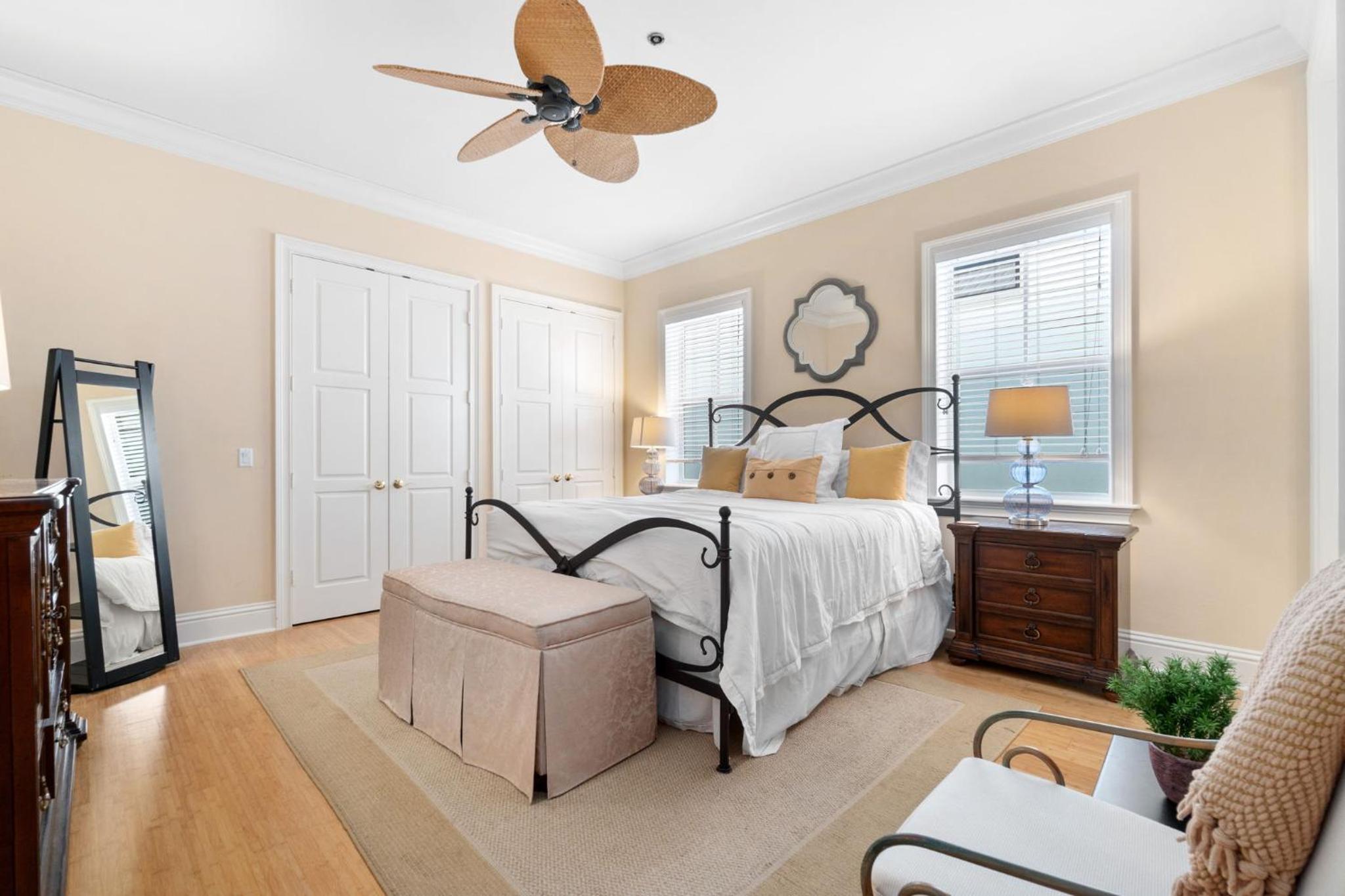 Biltmore Beach House, Luxury 5 Br Beachfront Pool Home, Spa, Sleeps 10 view 3