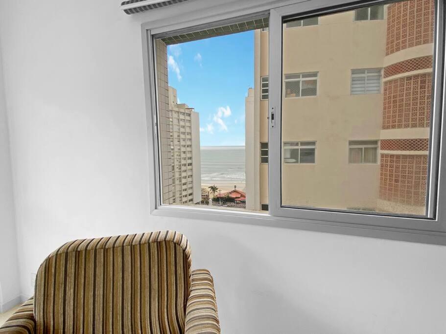 Apt com Varanda e vista para o mar 4 Quartos
